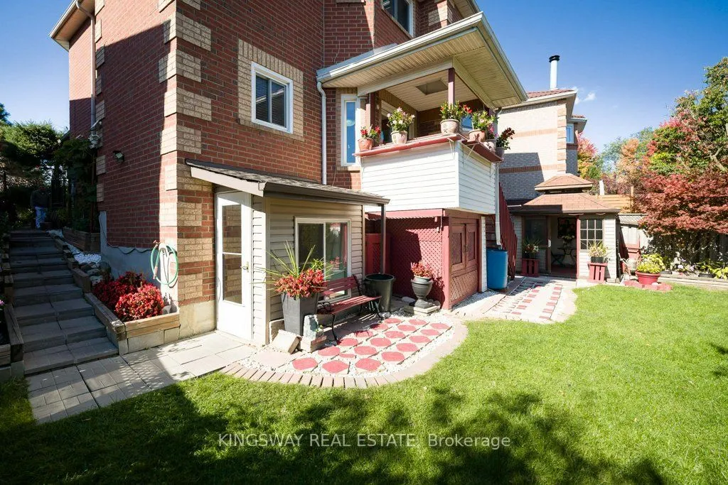 501 Ashprior Avenue