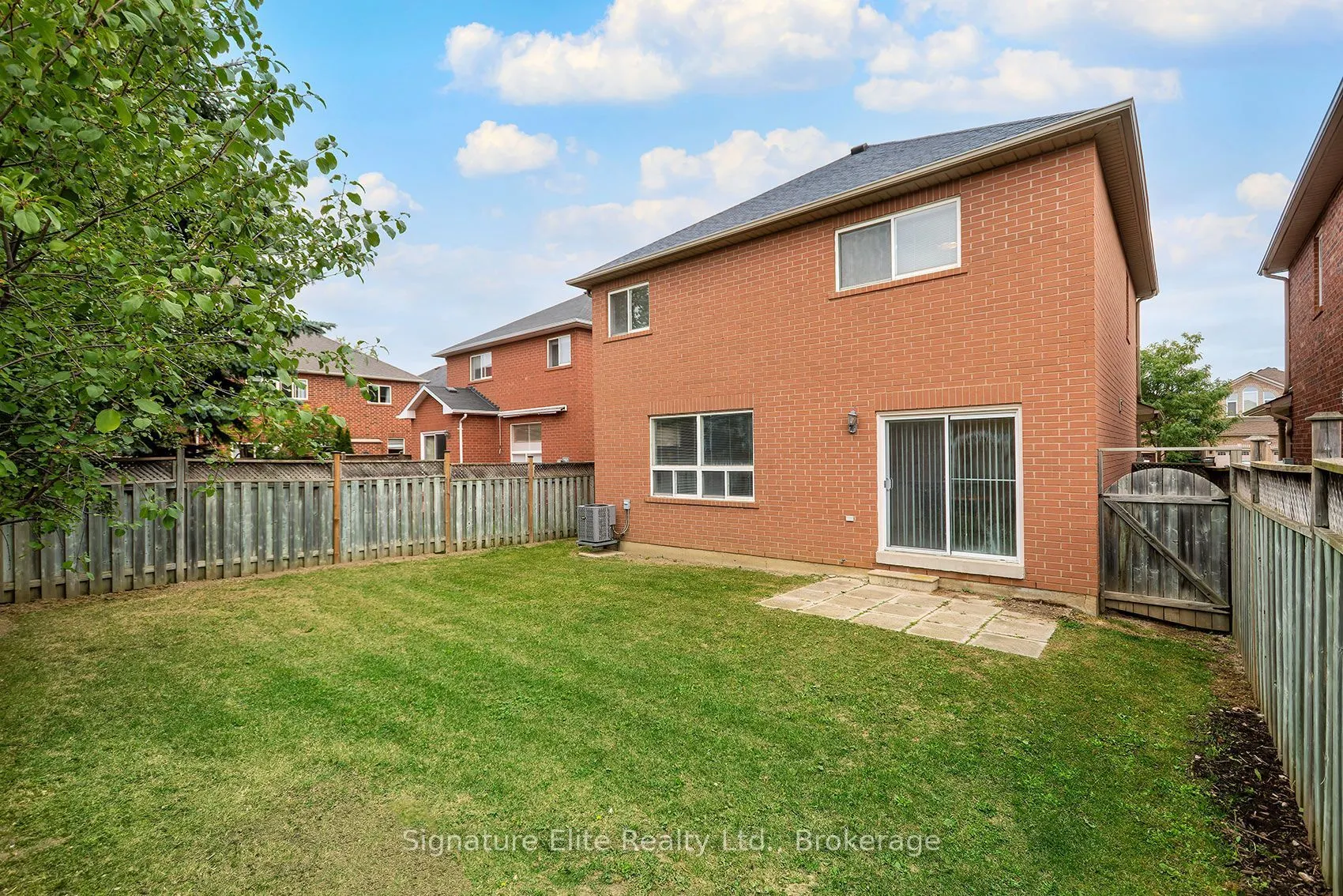 48 Humberside Avenue