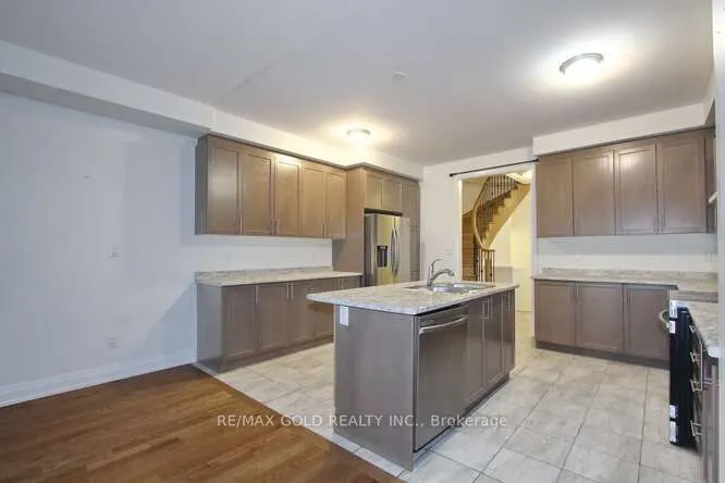 35 Dalbeattie Drive
