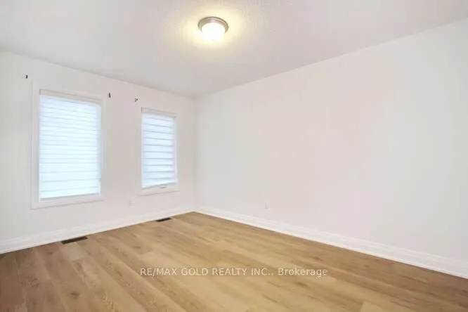 35 Dalbeattie Drive
