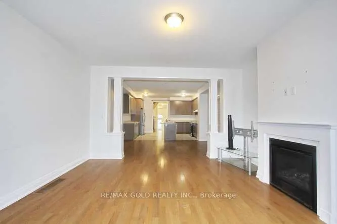 35 Dalbeattie Drive
