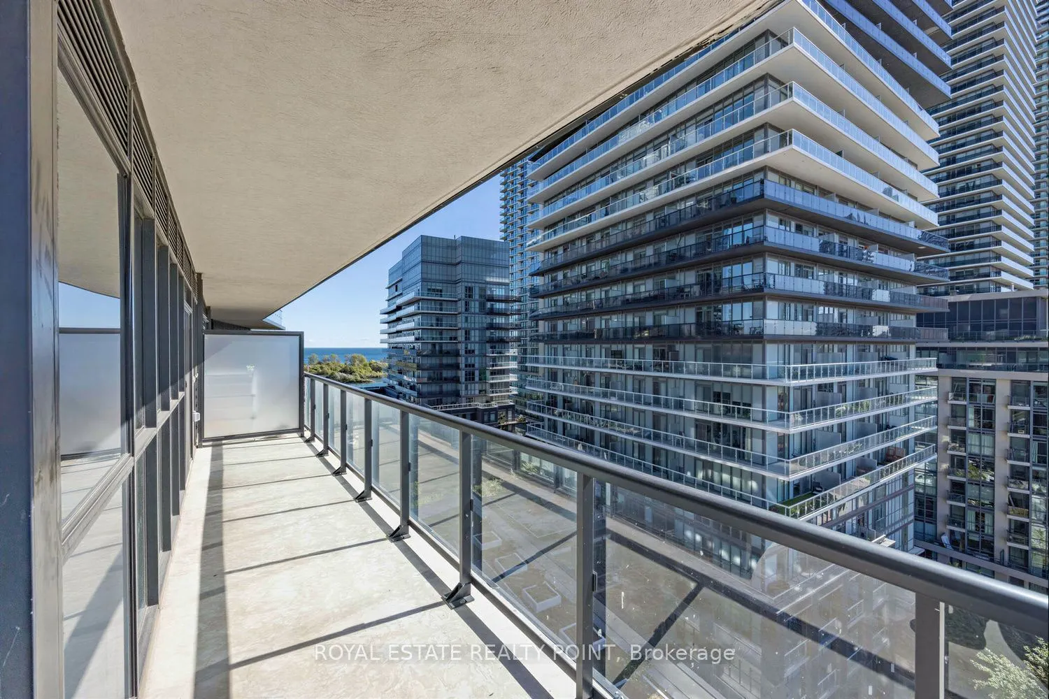 38 Annie Craig Drive #1008