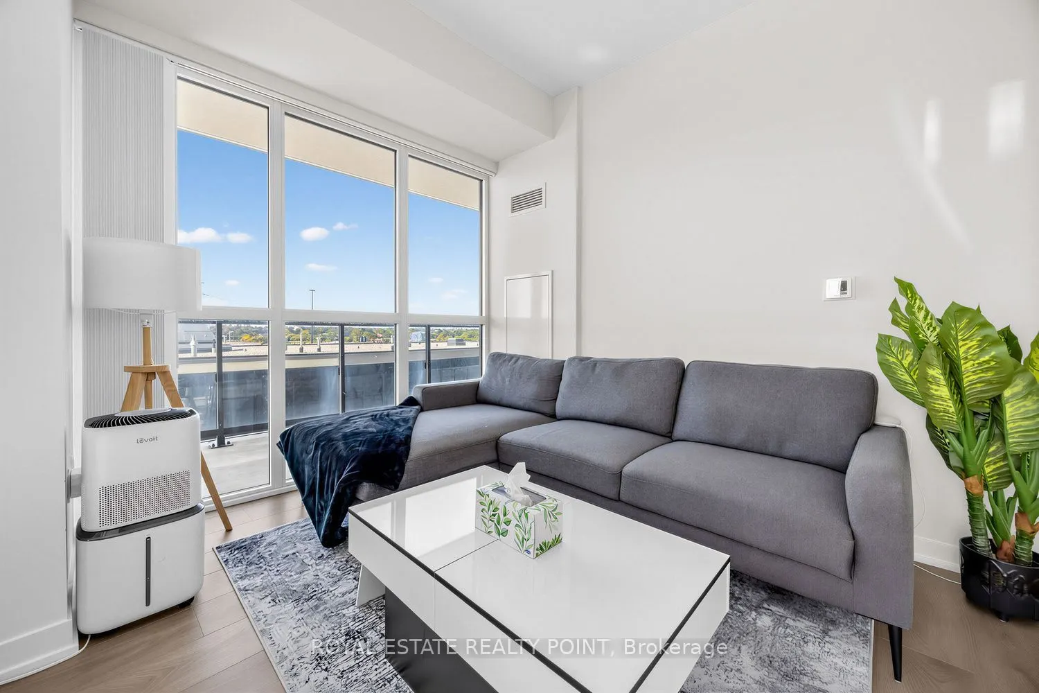 38 Annie Craig Drive #1008