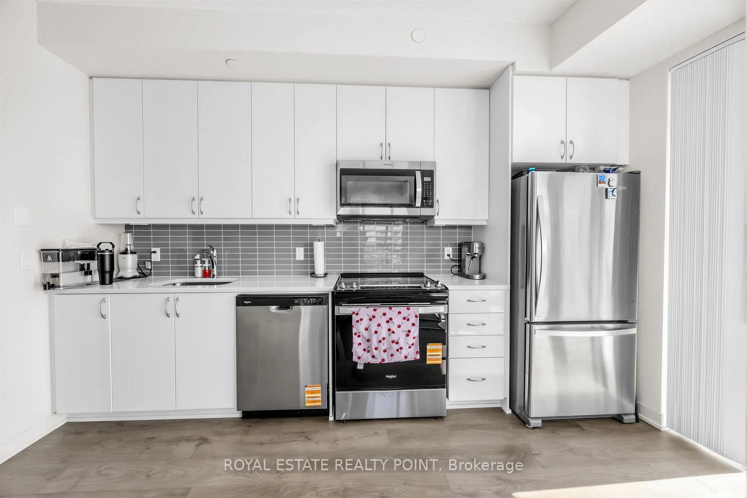 38 Annie Craig Drive #1008