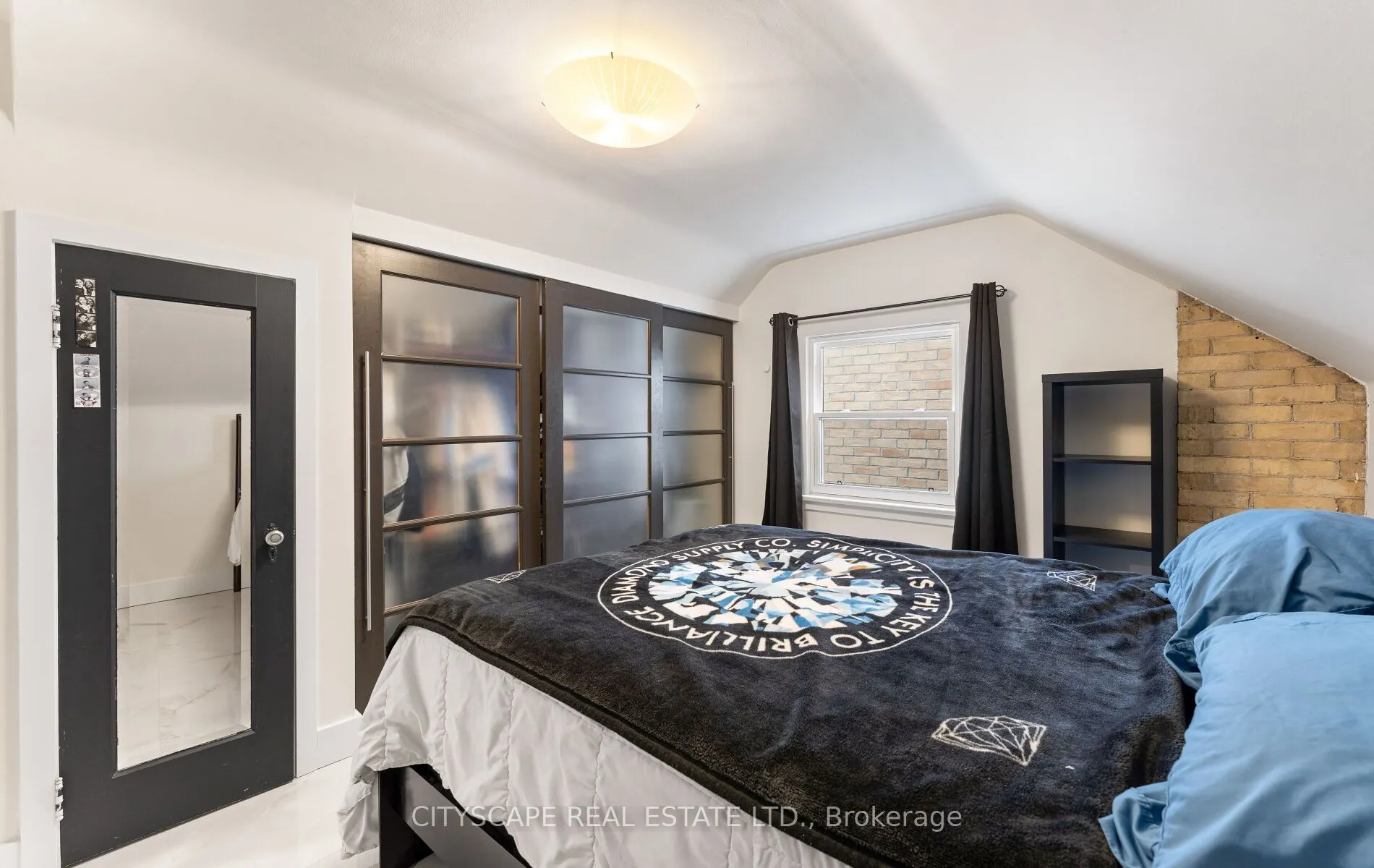 50 South Kingsway
