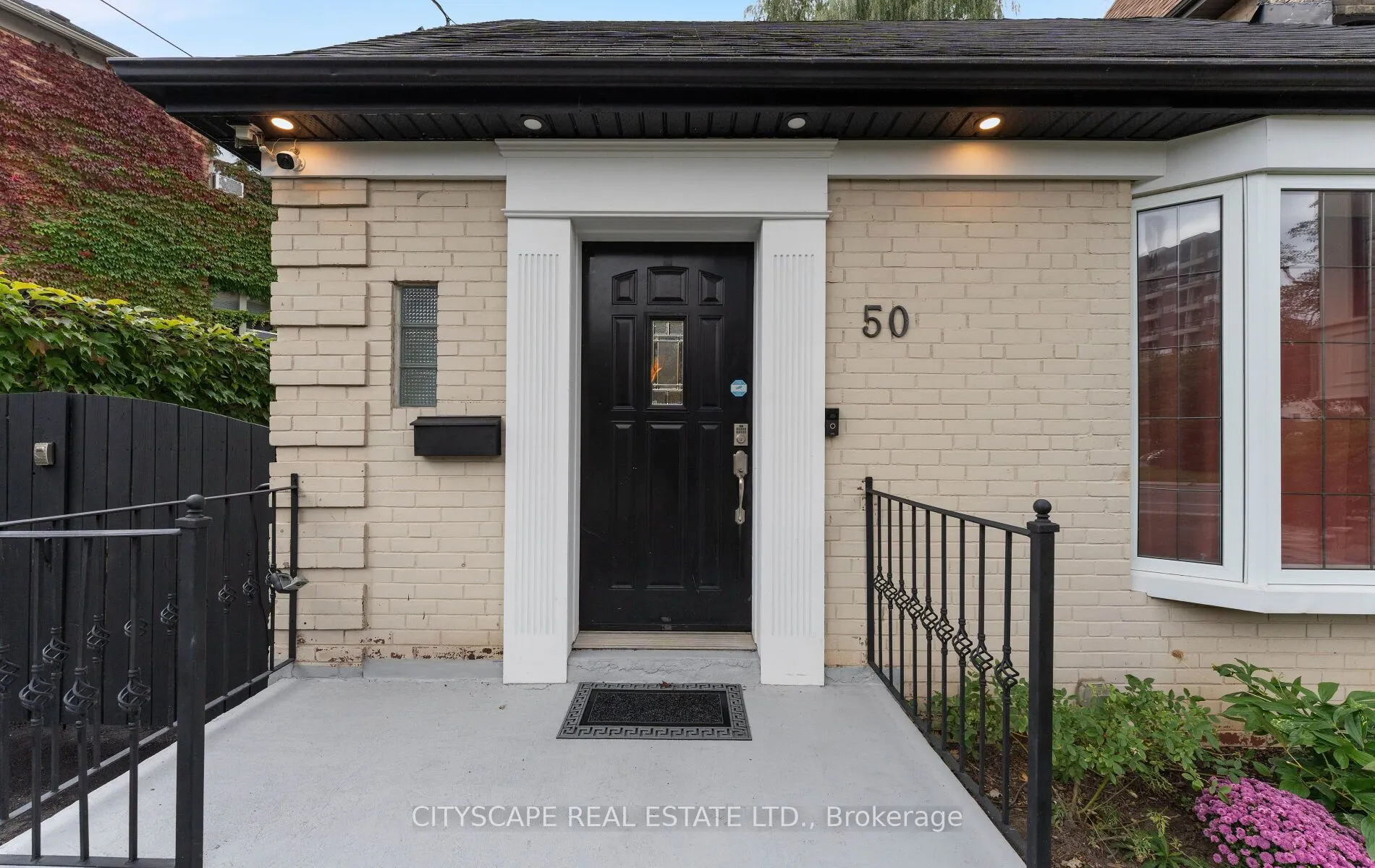 50 South Kingsway