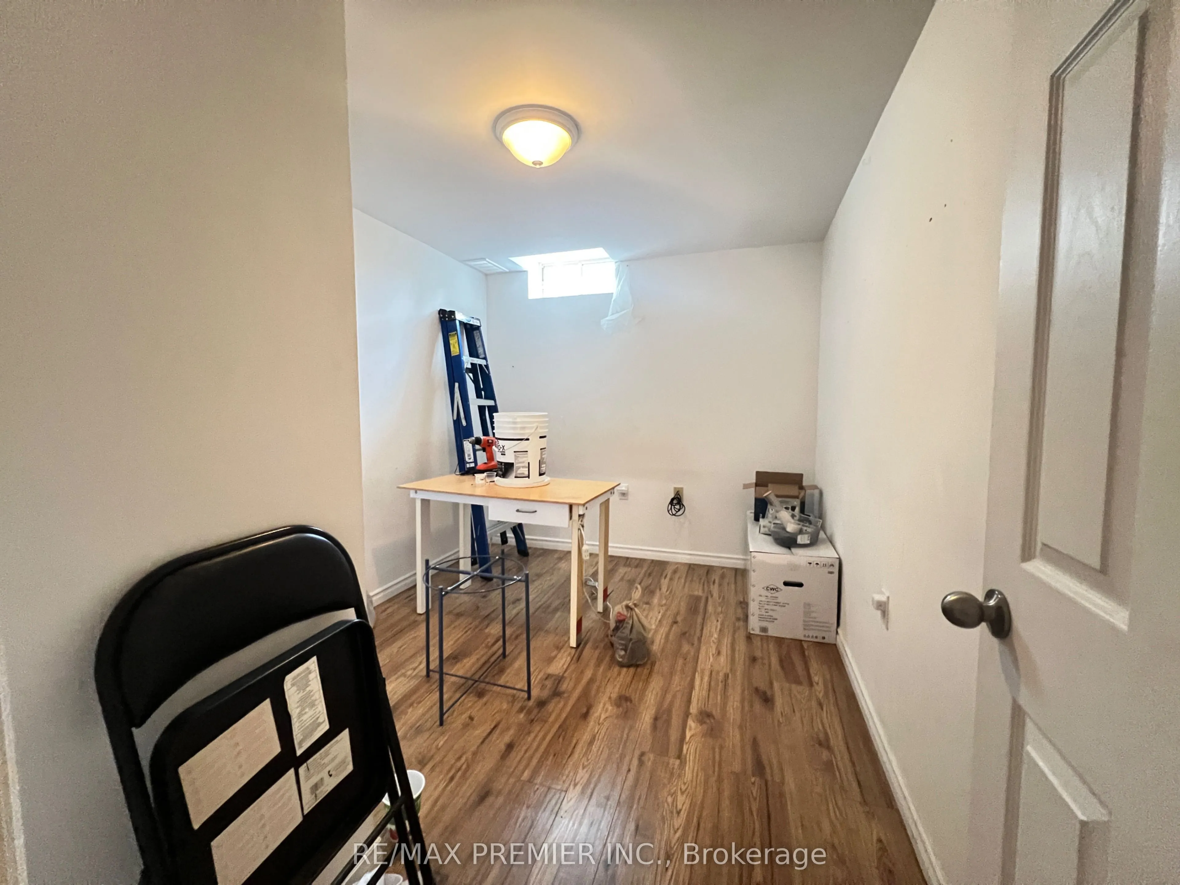 371 Krotone Crescent
