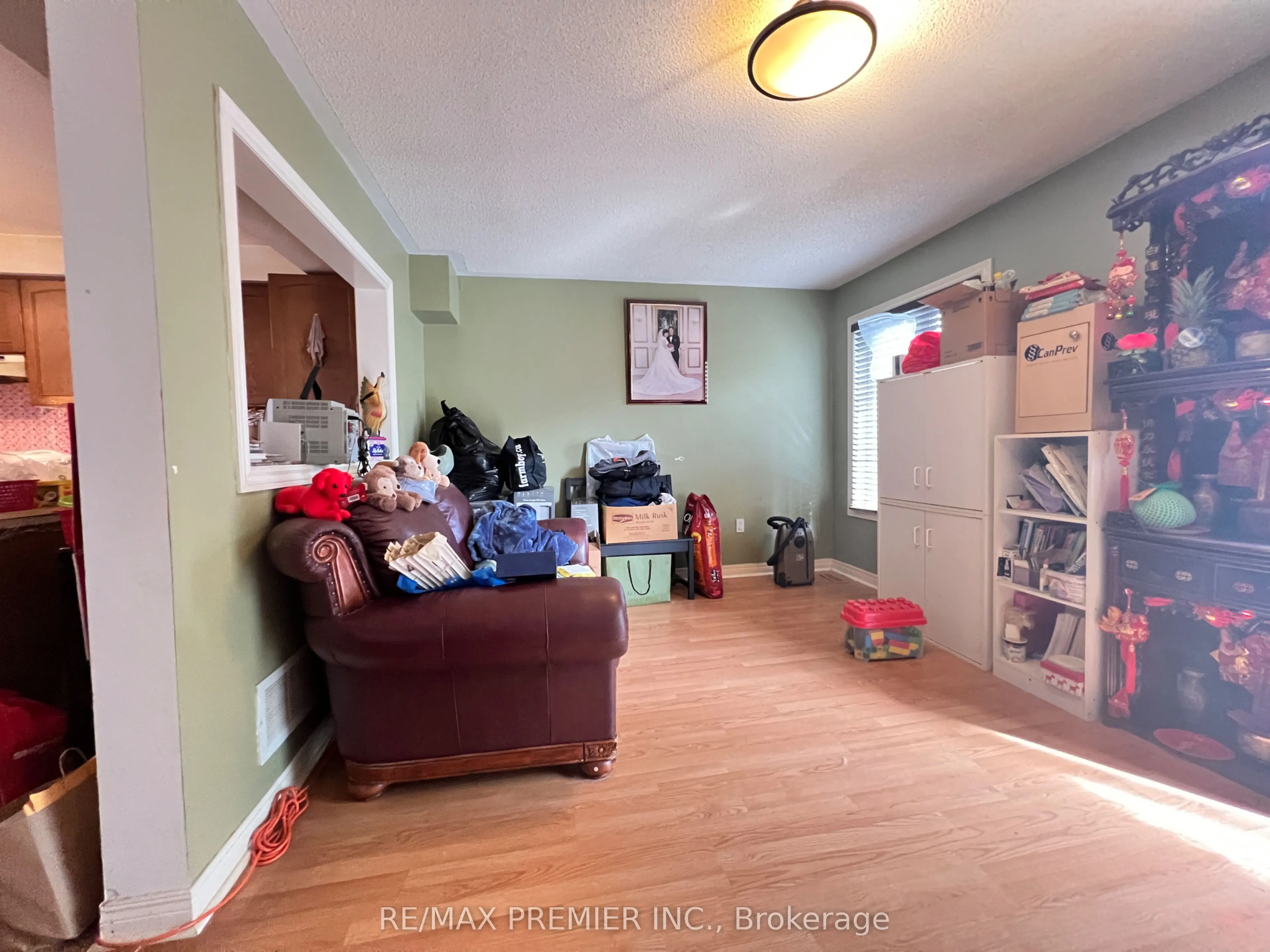 371 Krotone Crescent