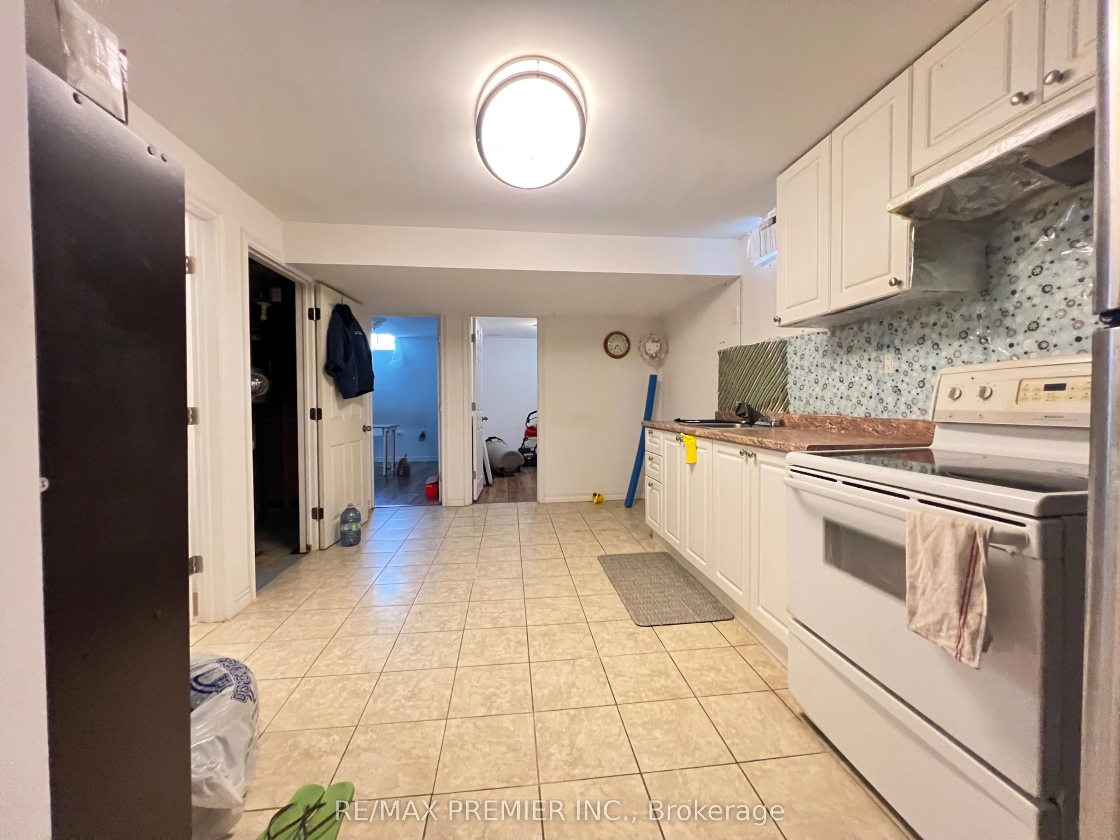 371 Krotone Crescent