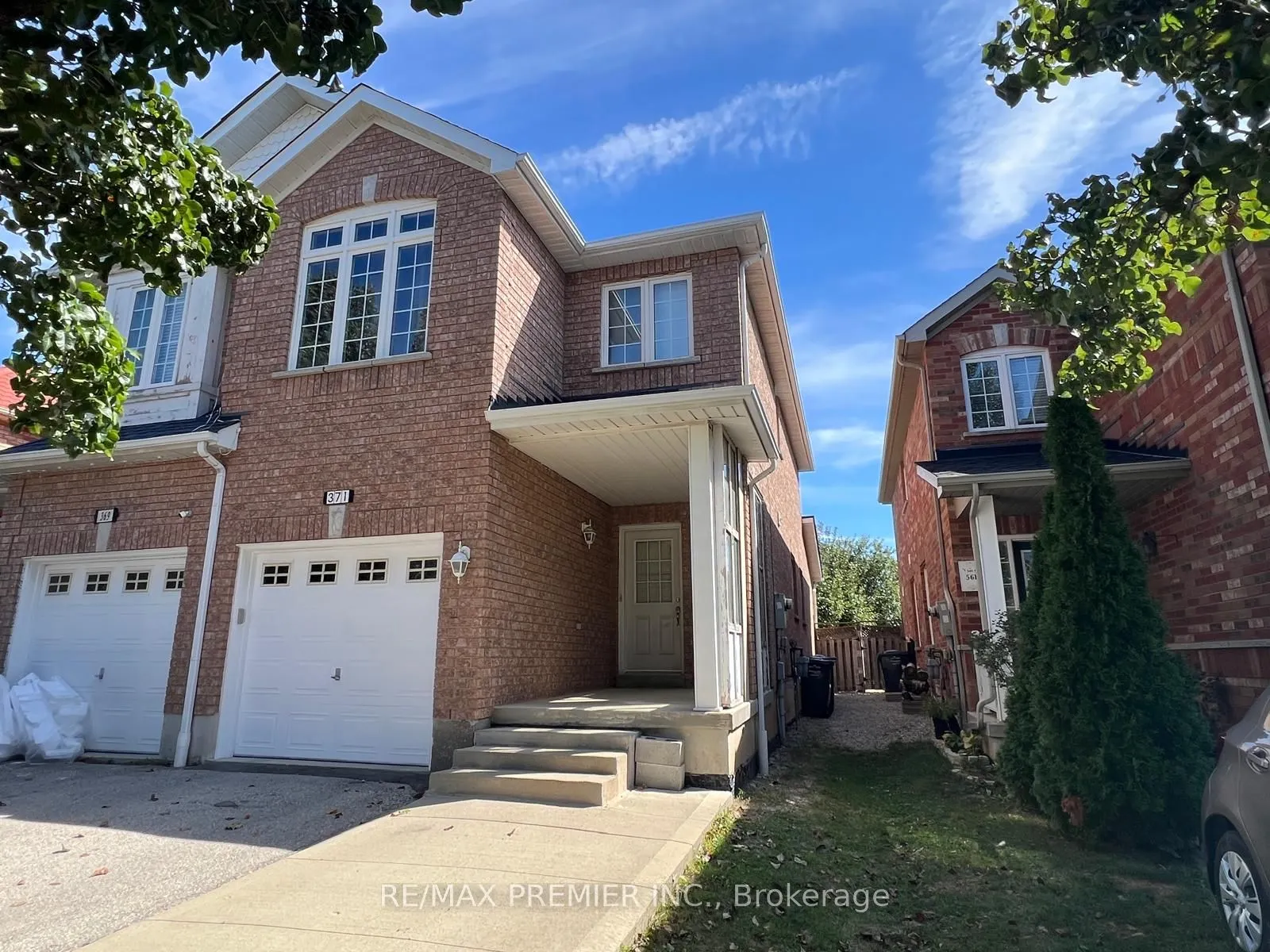 371 Krotone Crescent