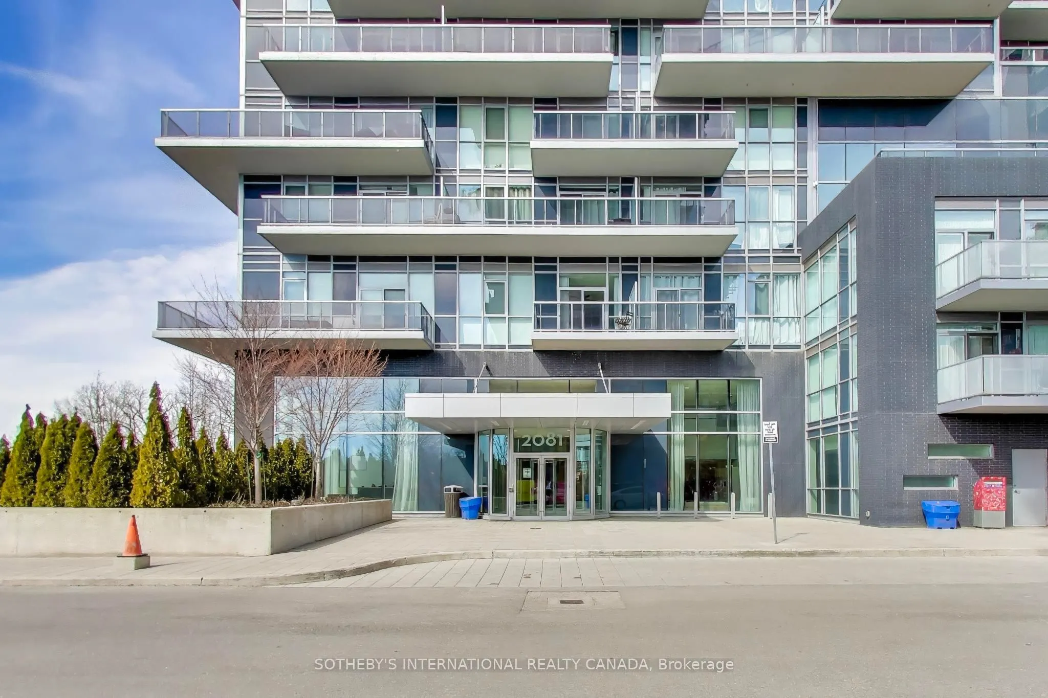 2081 Fairview Street #1009