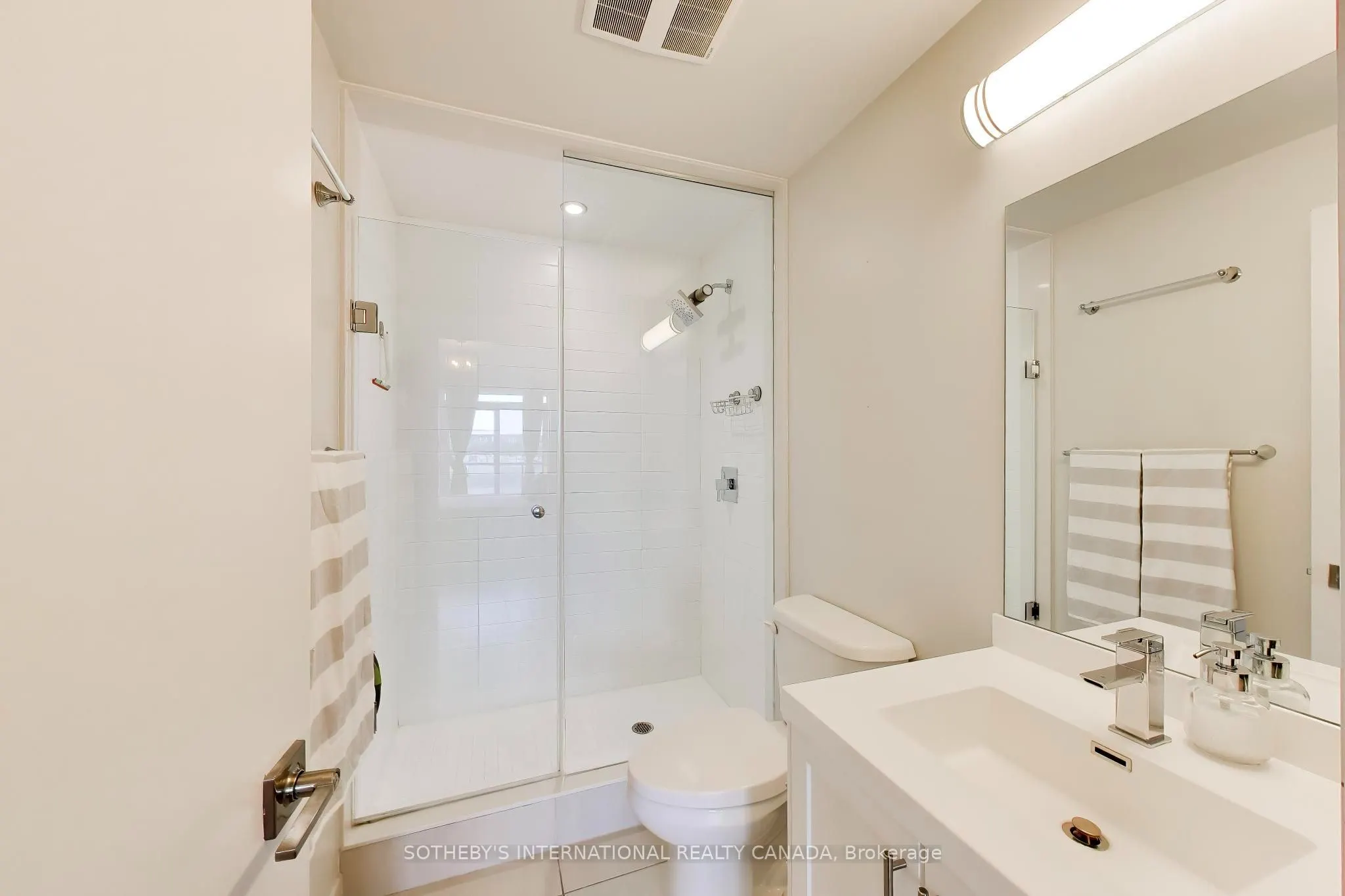 2081 Fairview Street #1009