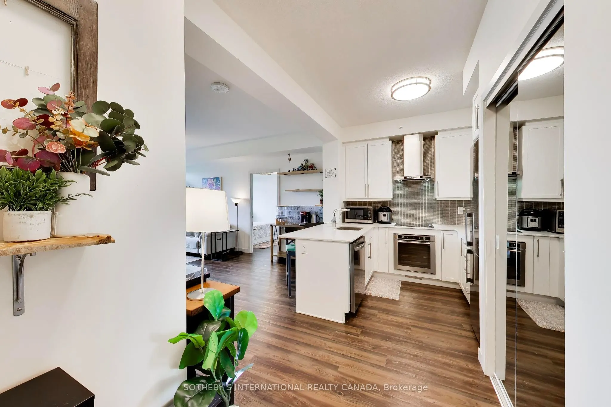 2081 Fairview Street #1009