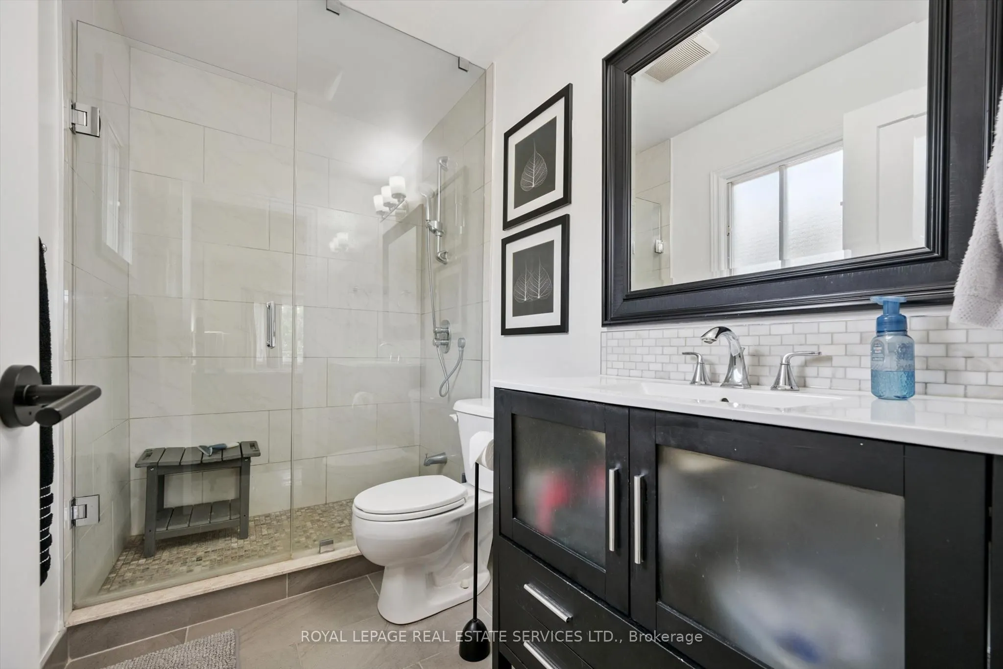 360 River Oaks Boulevard W