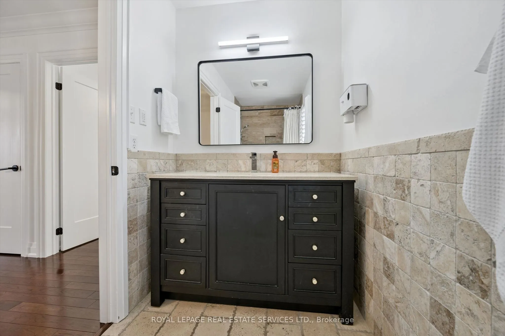 360 River Oaks Boulevard W