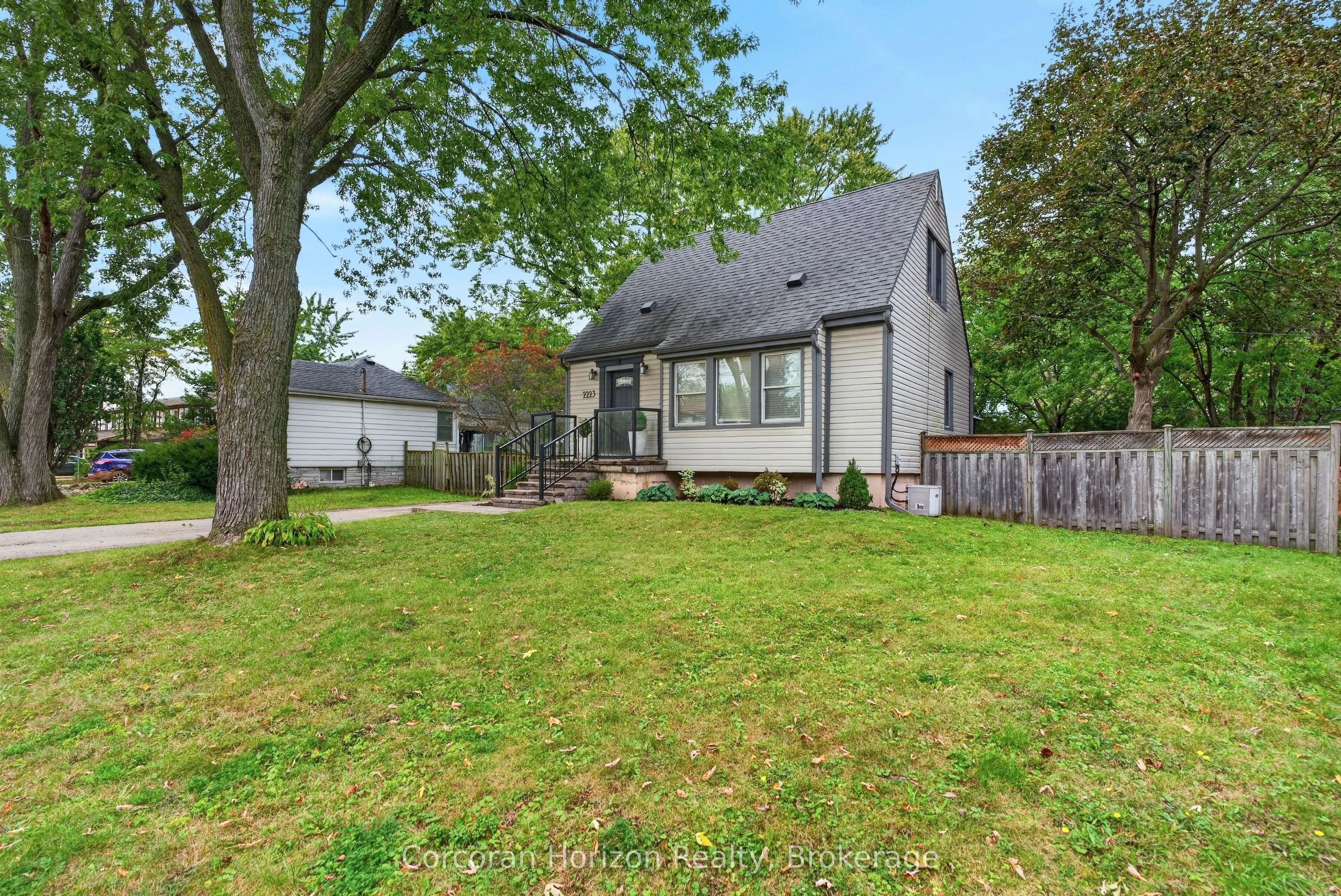 2223 Glenwood School Drive