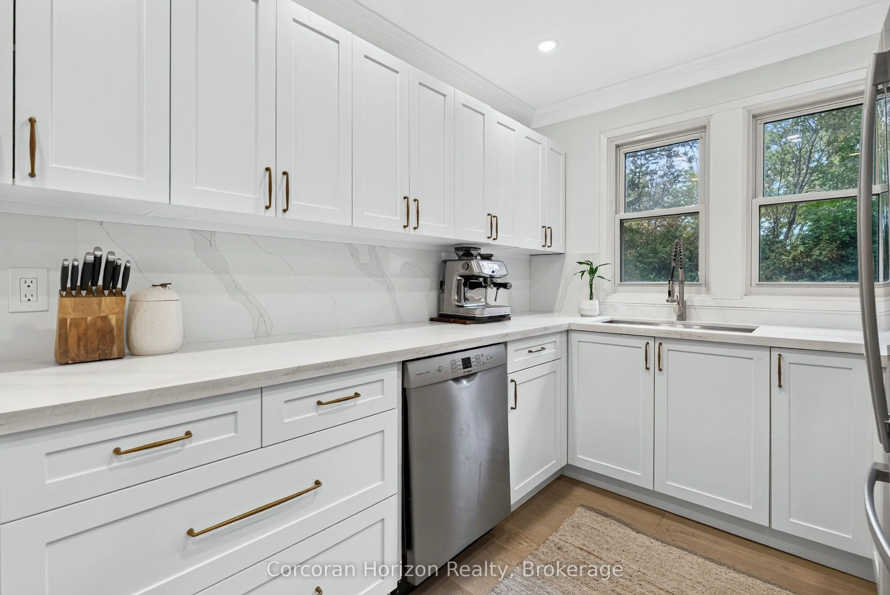 2223 Glenwood School Drive