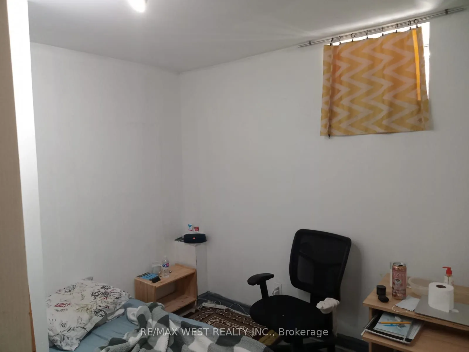 10 Fairbank Avenue