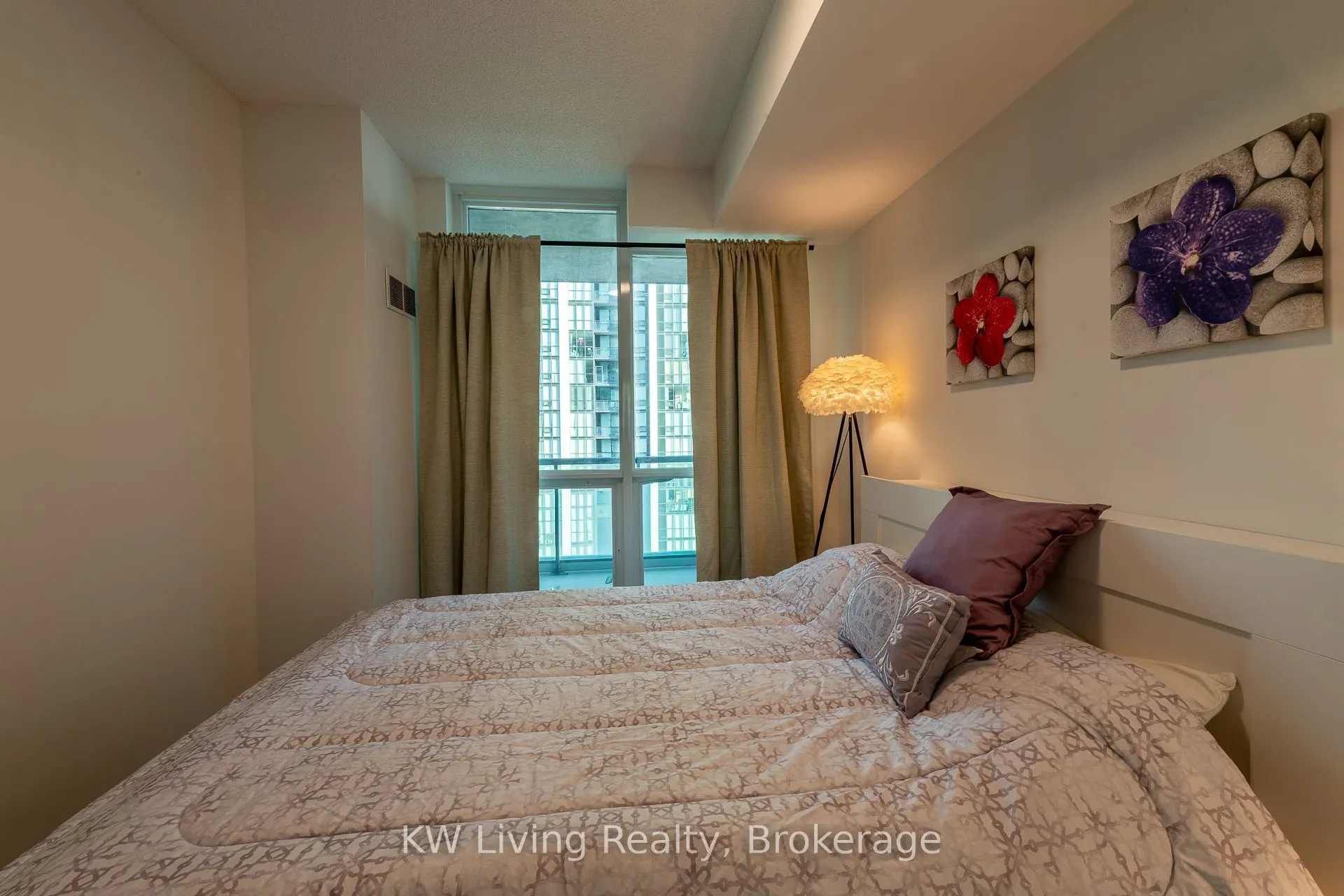 3985 Grand Park Drive #1604