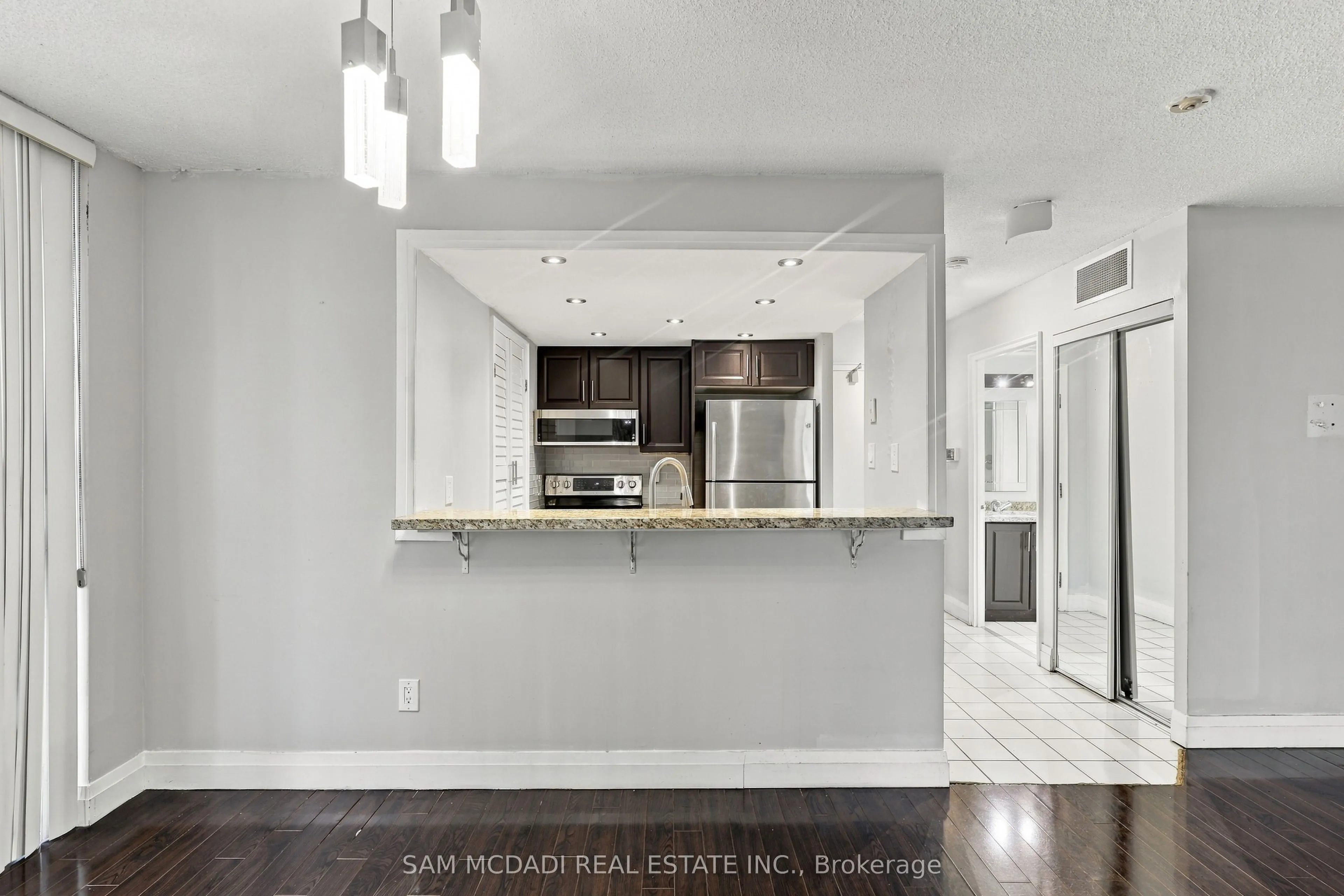 265 Enfield Place #903
