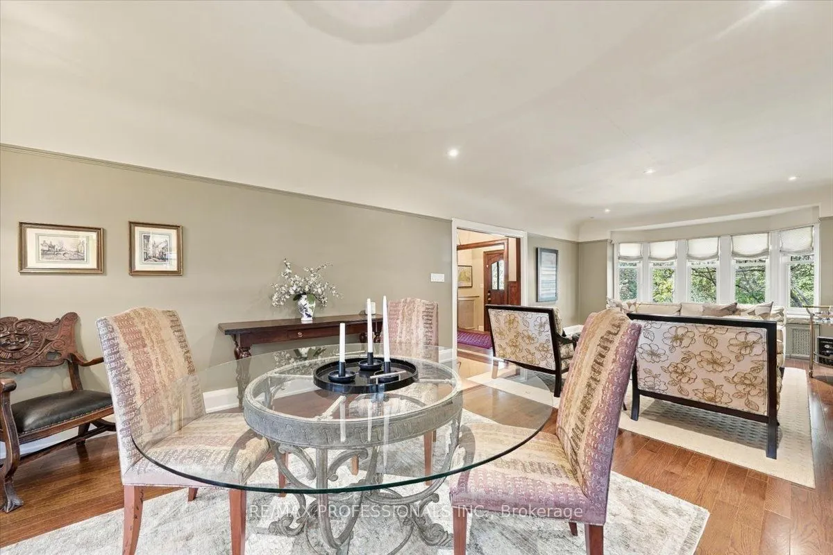 17 King Georges Road