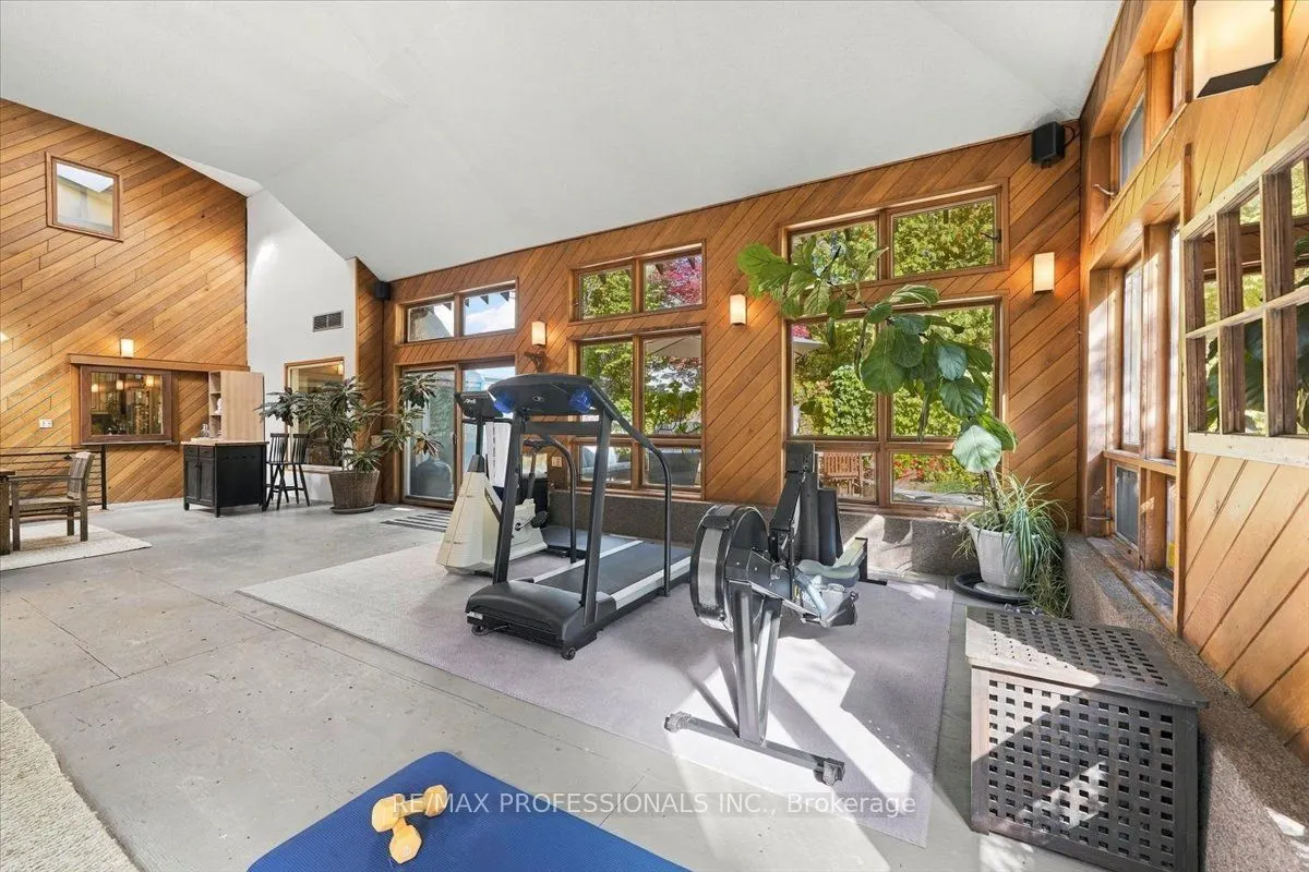 17 King Georges Road