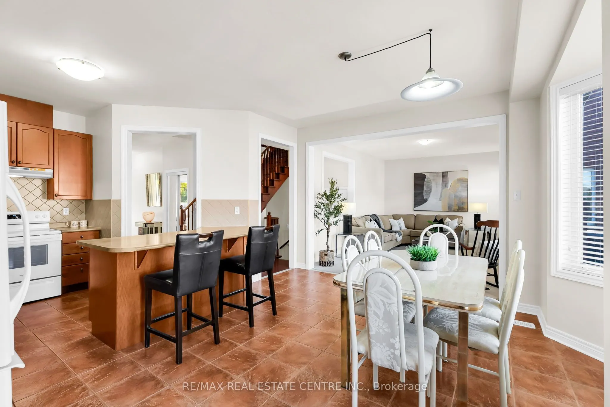 43 Delphinium Way