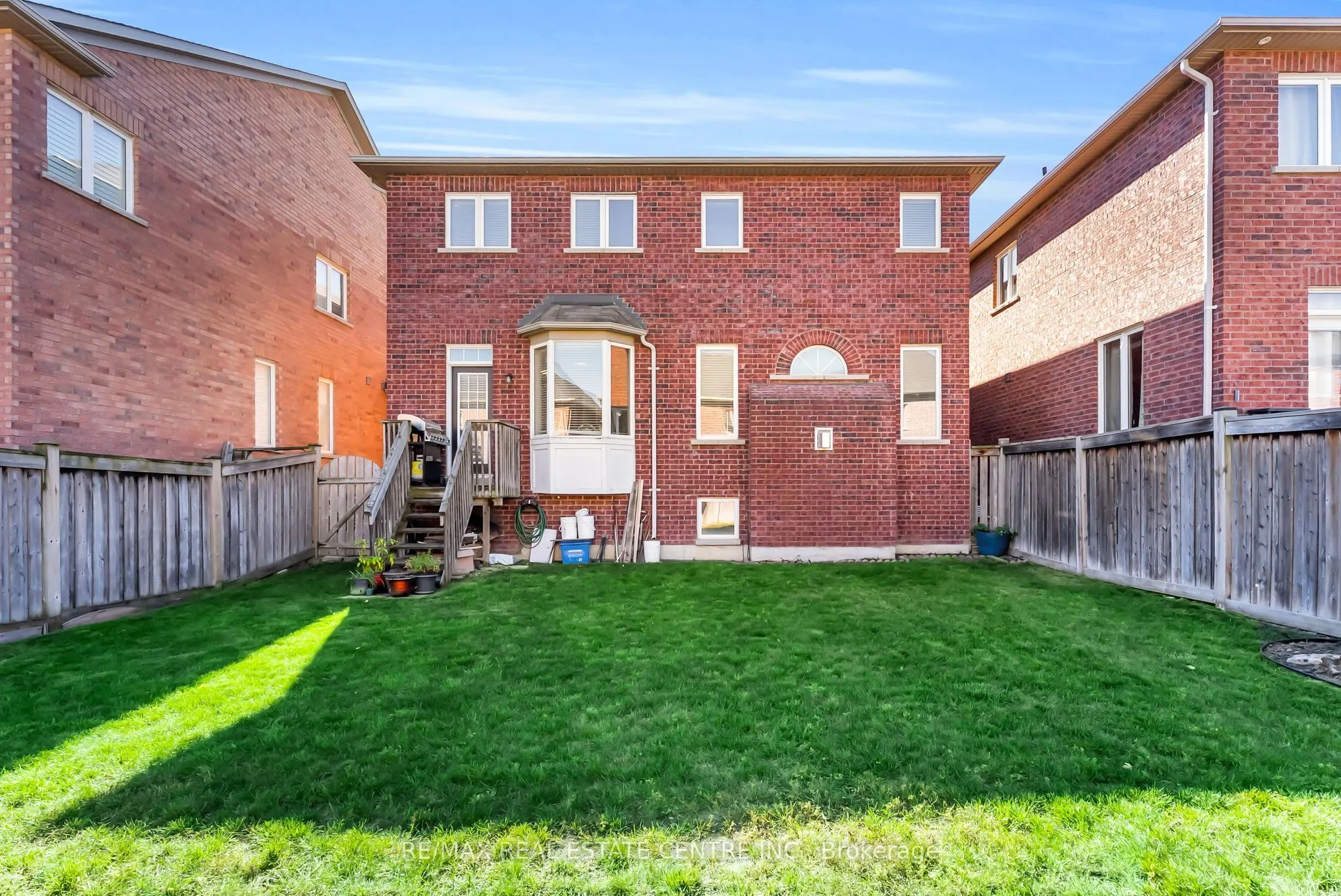 43 Delphinium Way