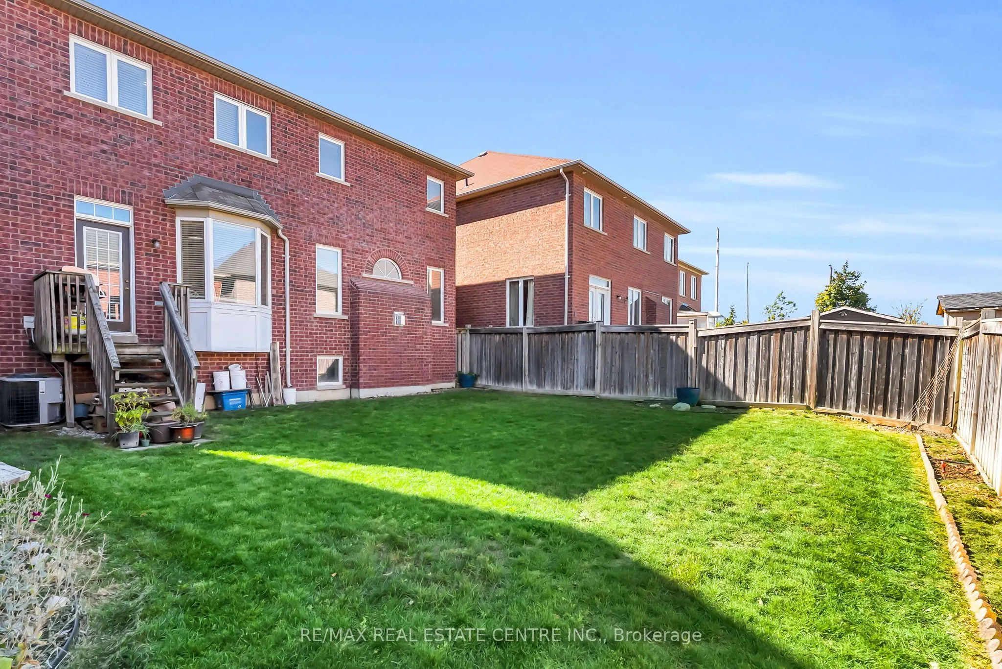 43 Delphinium Way