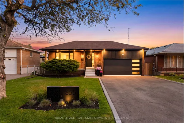 655 Netherton Crescent