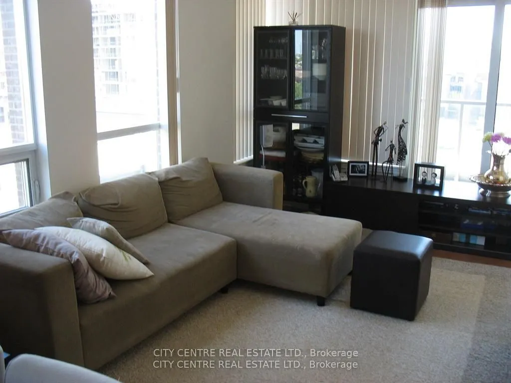 388 Prince Of Wales Drive #709