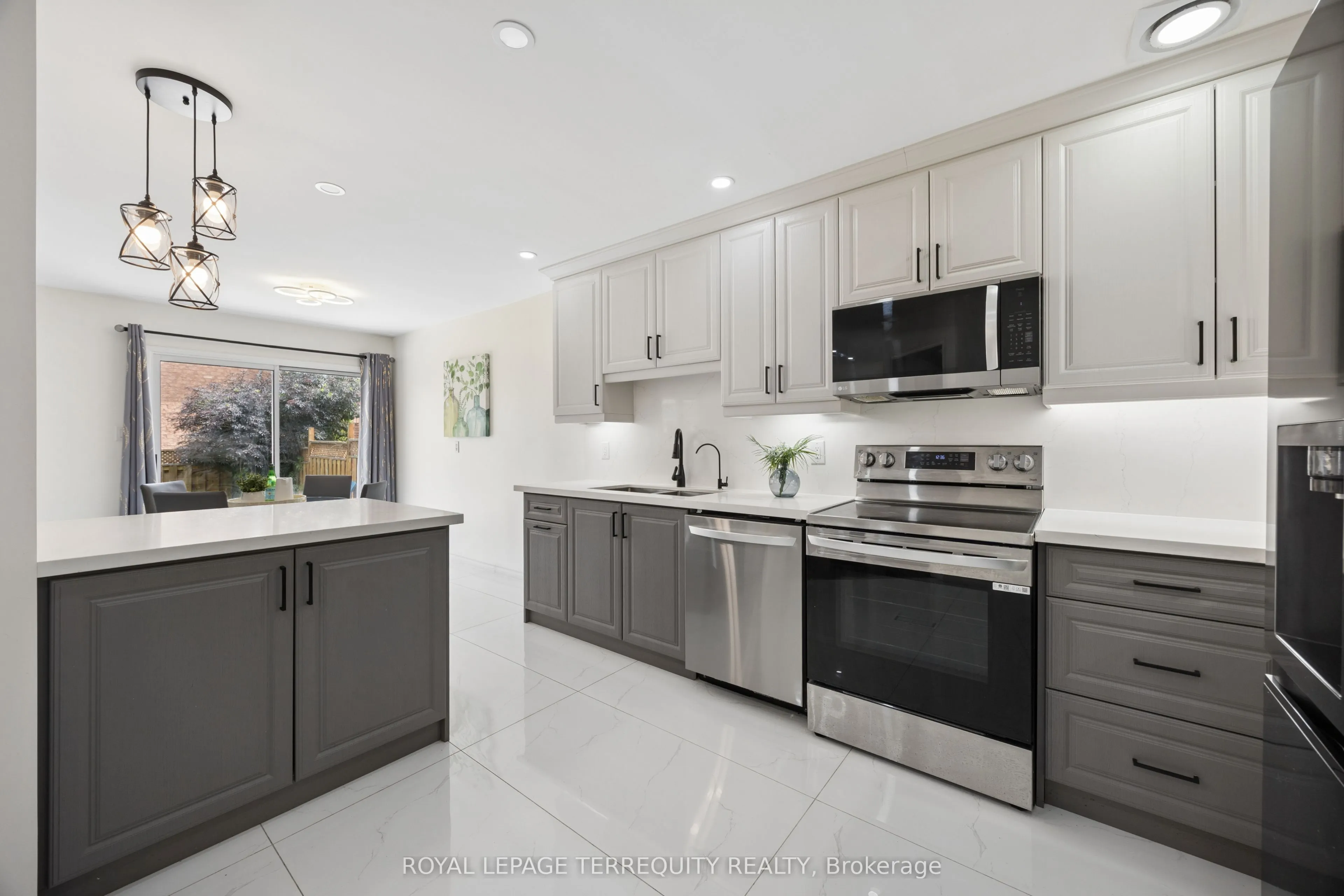 7339 Black Walnut Trail