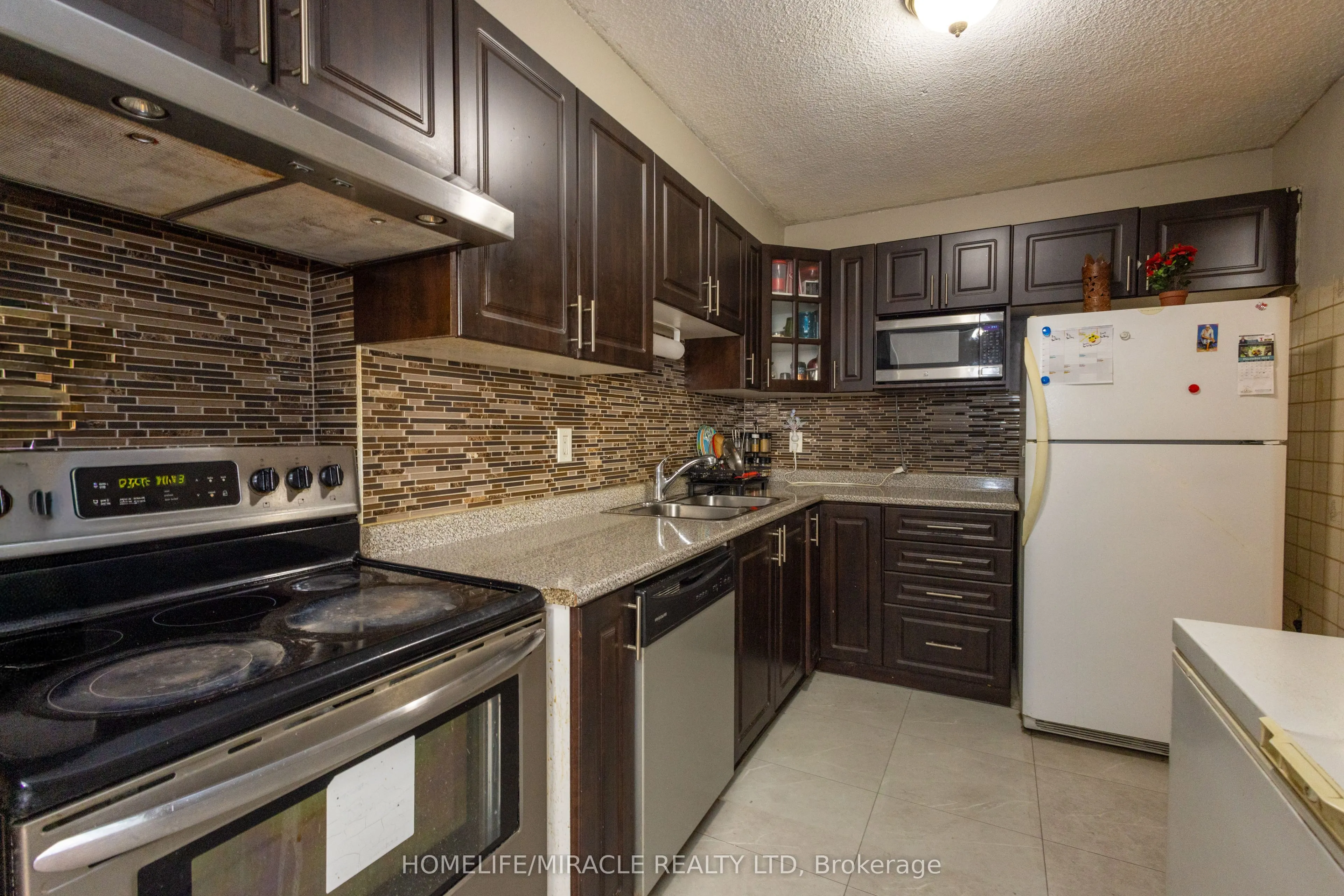 49 Silverstone Drive #1007