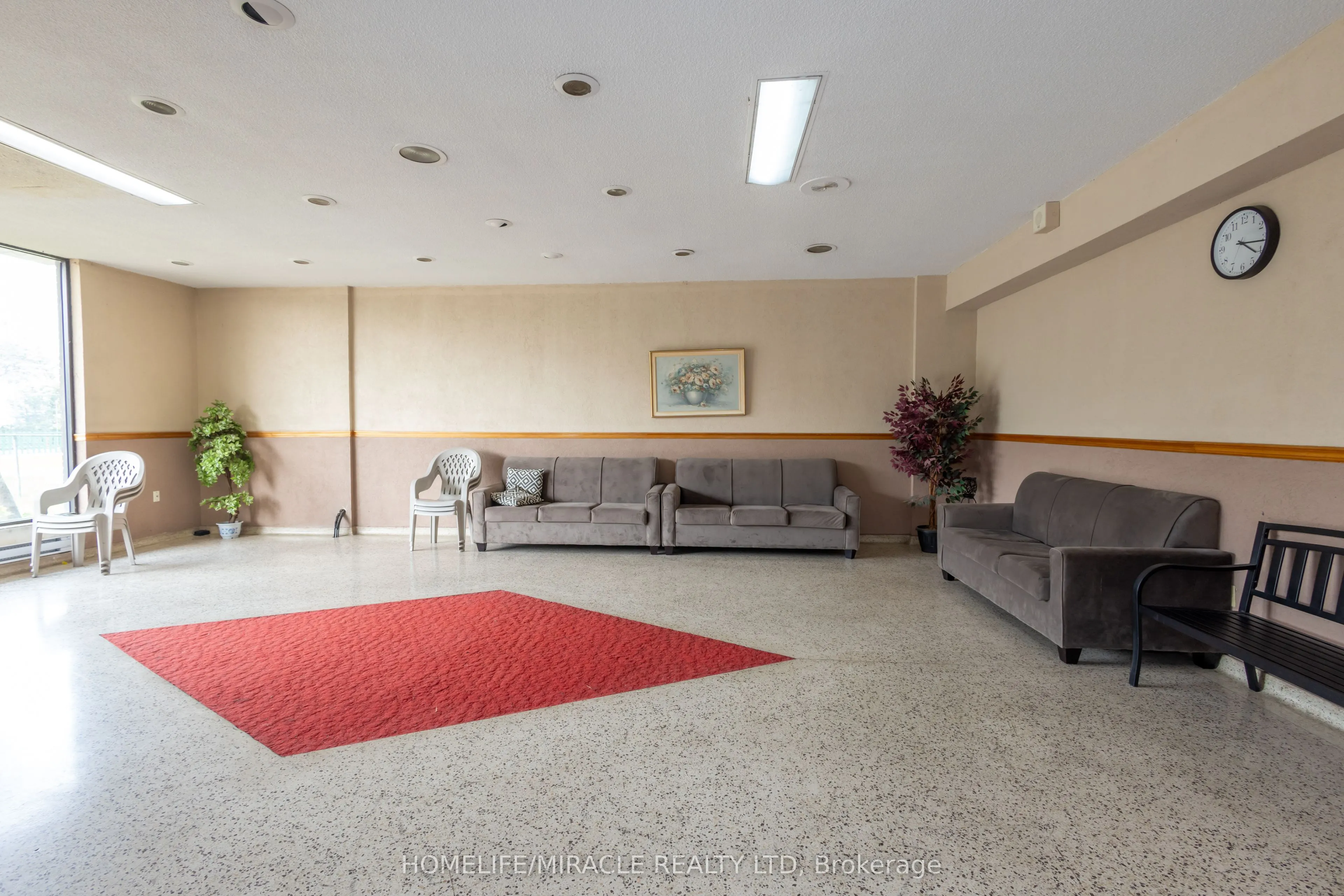 49 Silverstone Drive #1007