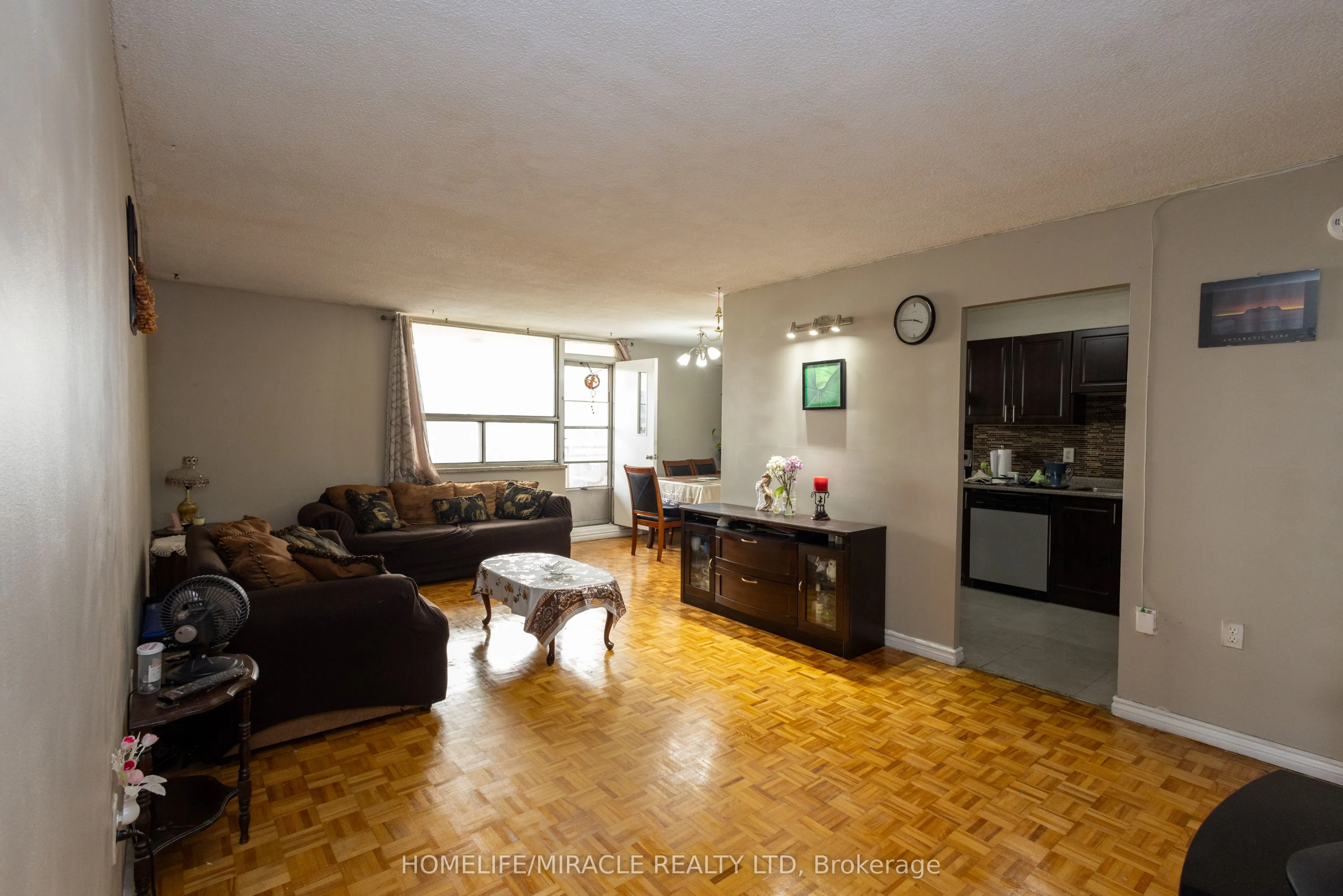 49 Silverstone Drive #1007
