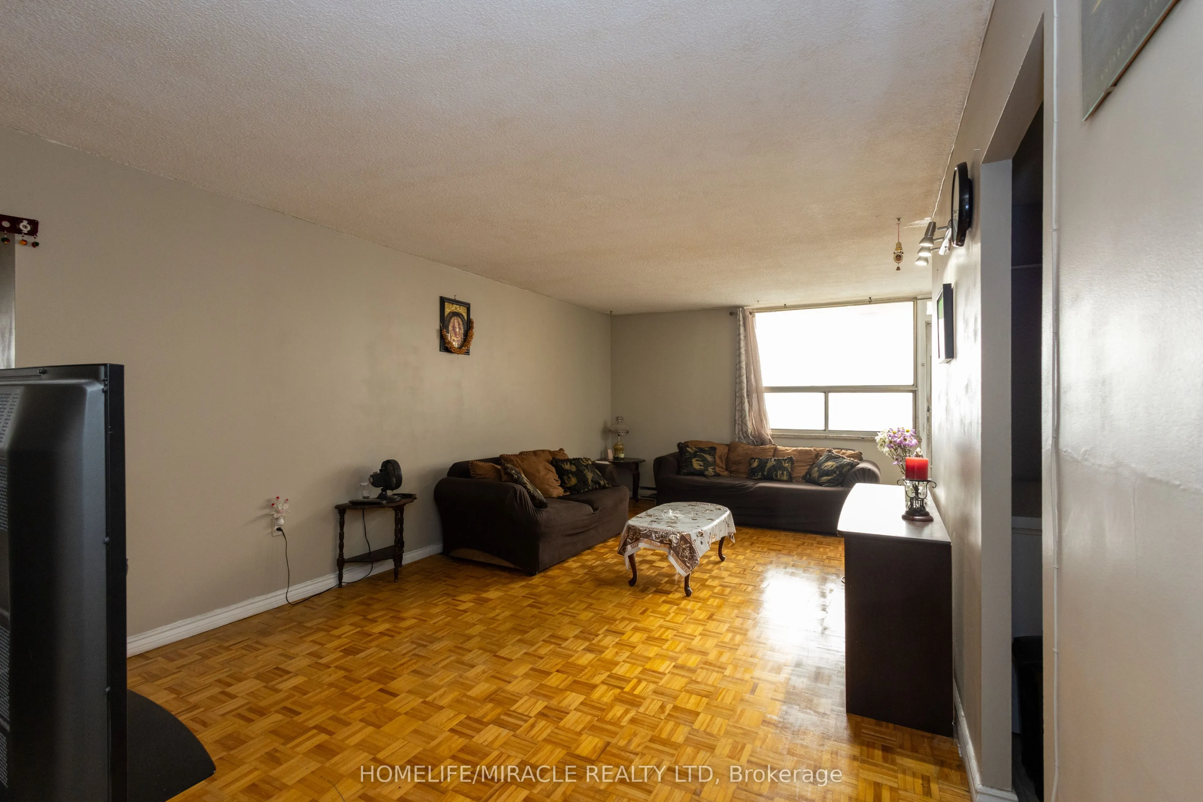 49 Silverstone Drive #1007