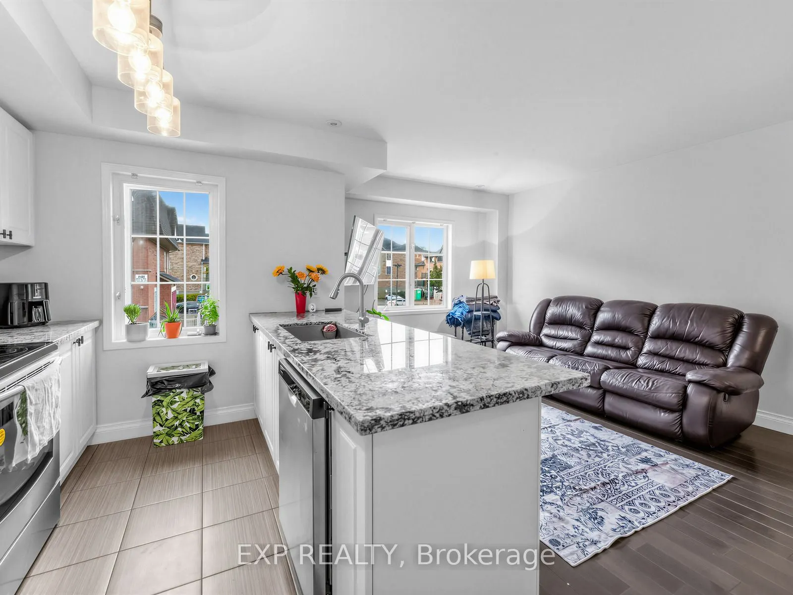 615 Shoreline Drive #16
