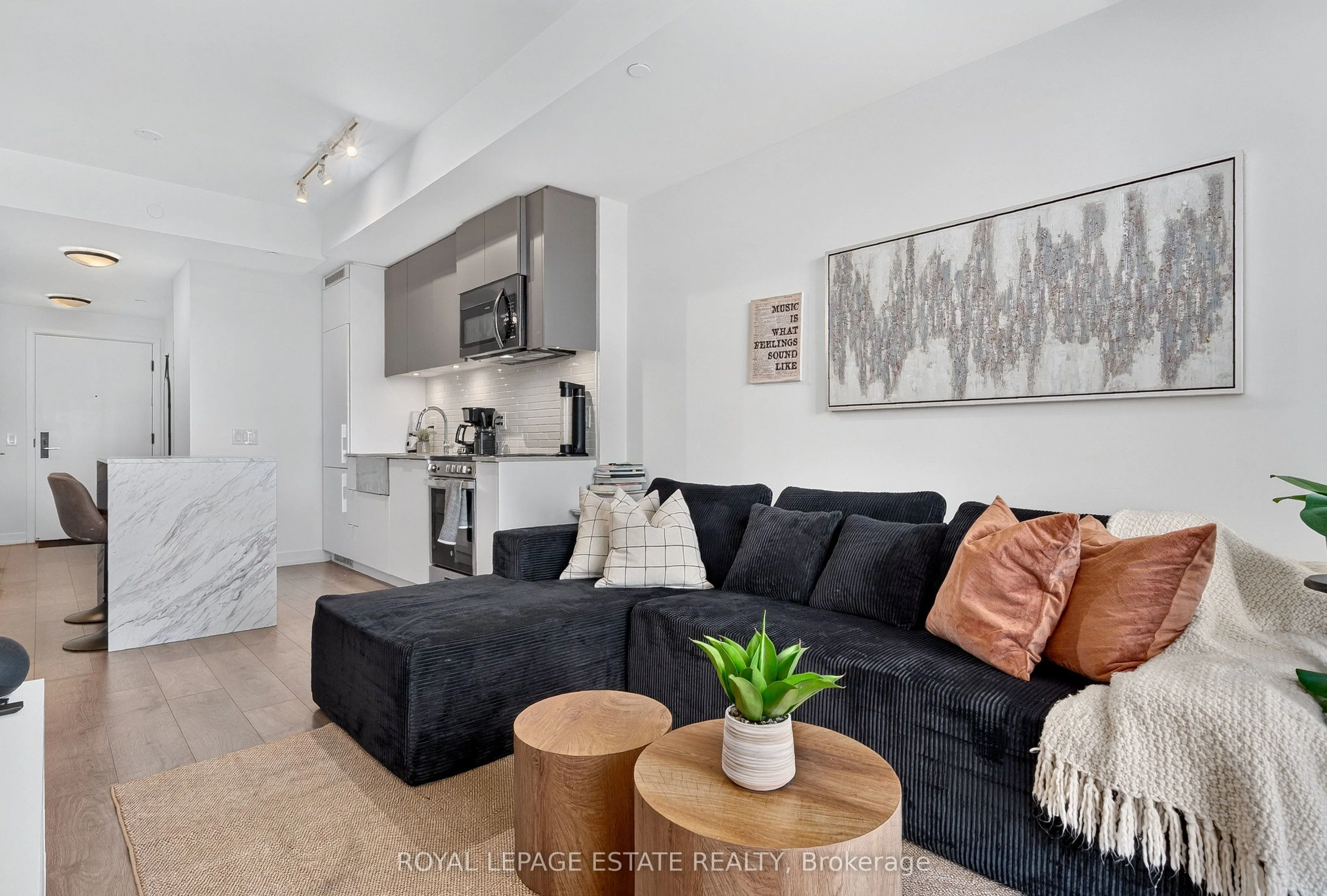270 Dufferin Street #626