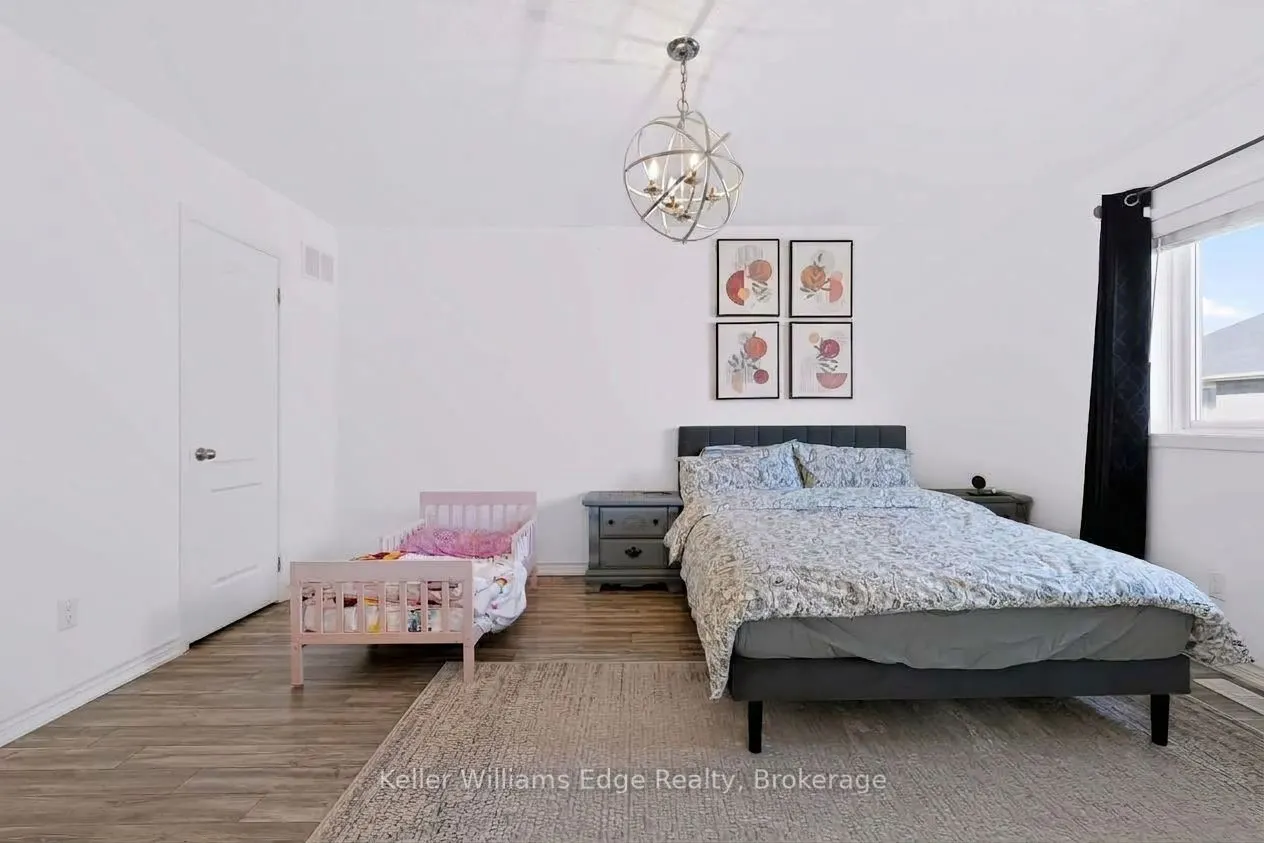 5549 Katy Gate