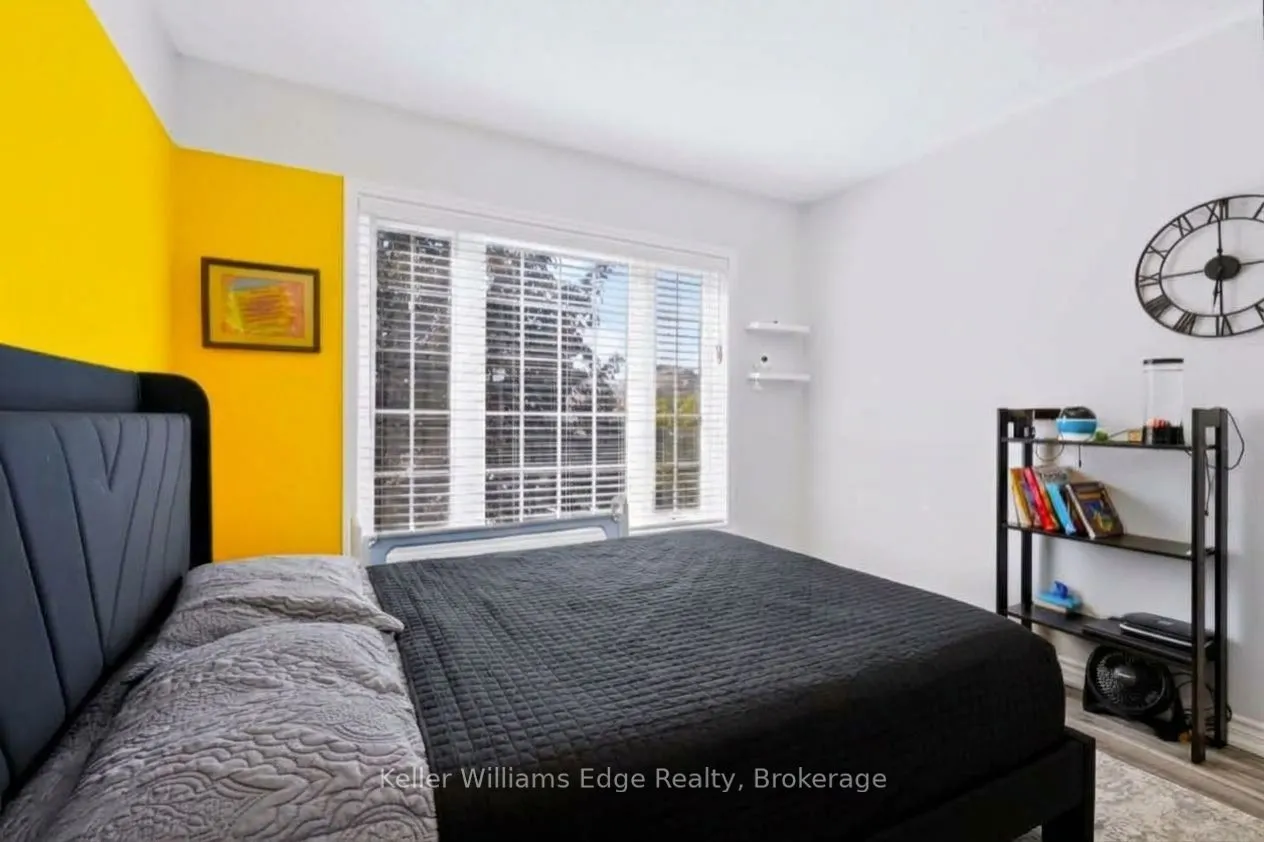 5549 Katy Gate