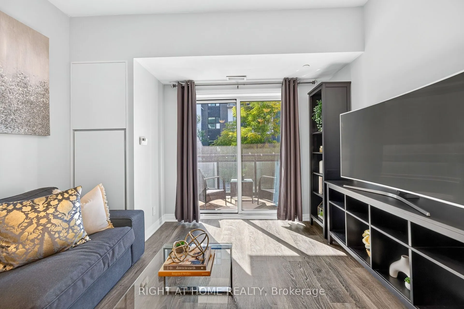 128 Grovewood Common #229