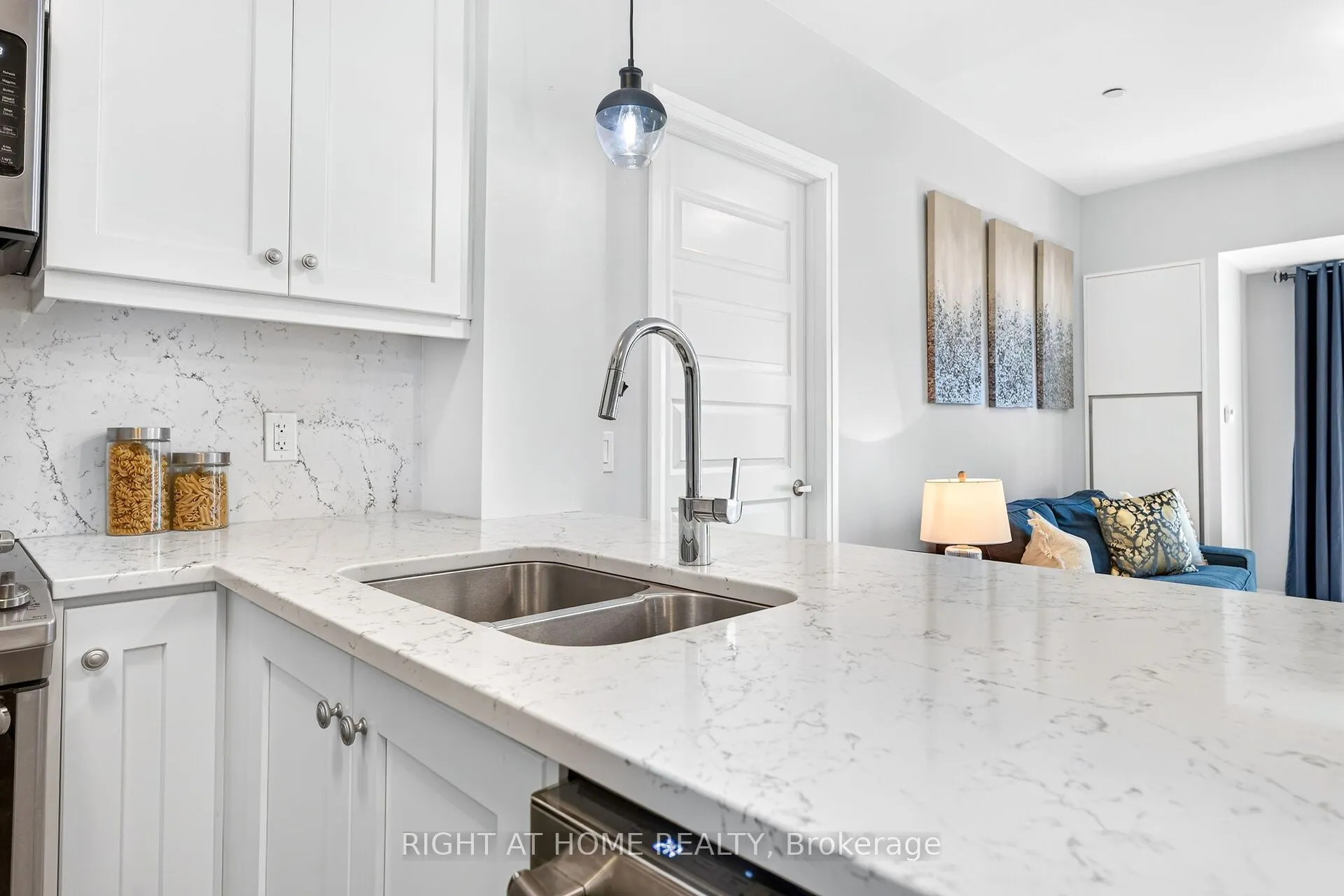 128 Grovewood Common #229