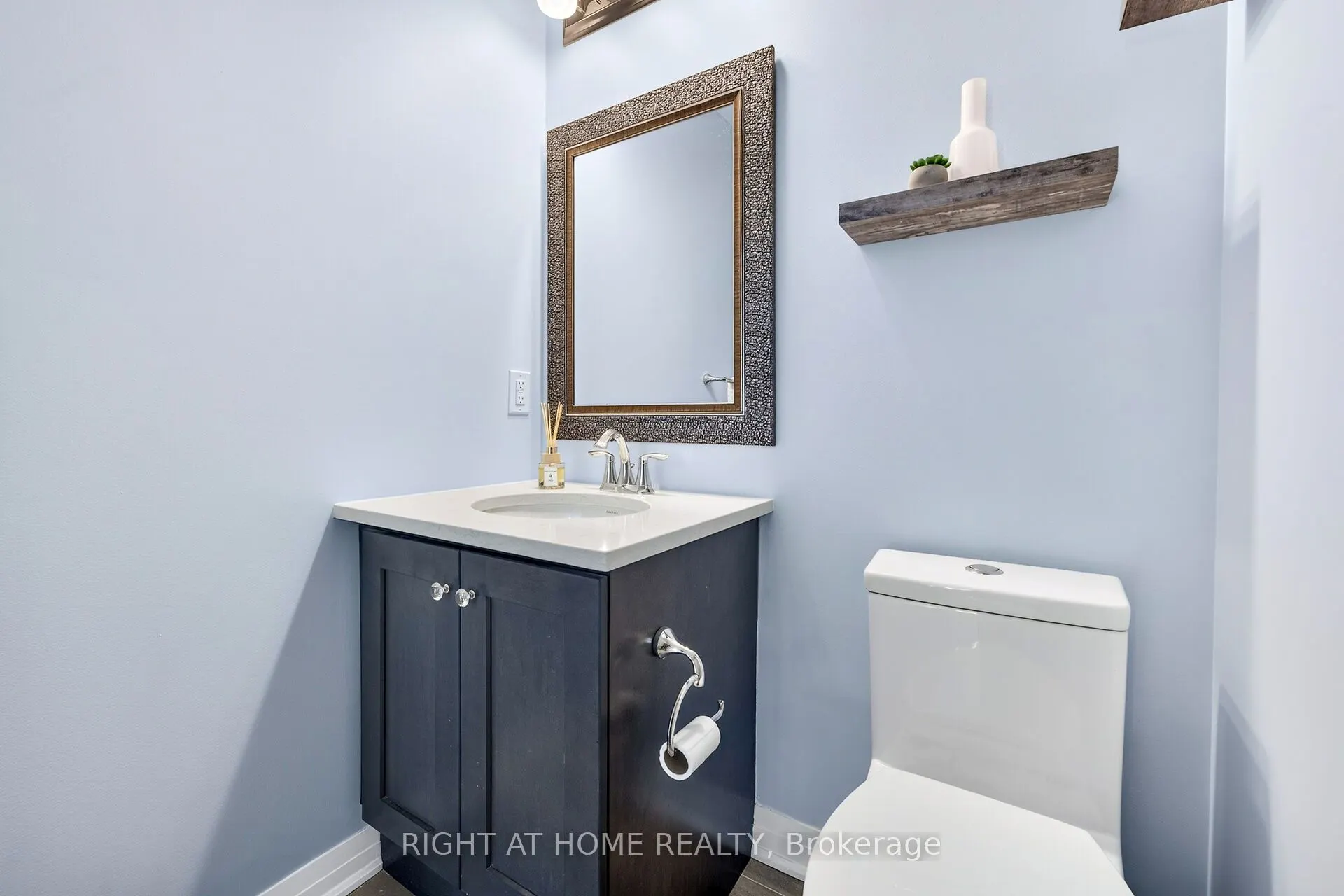128 Grovewood Common #229