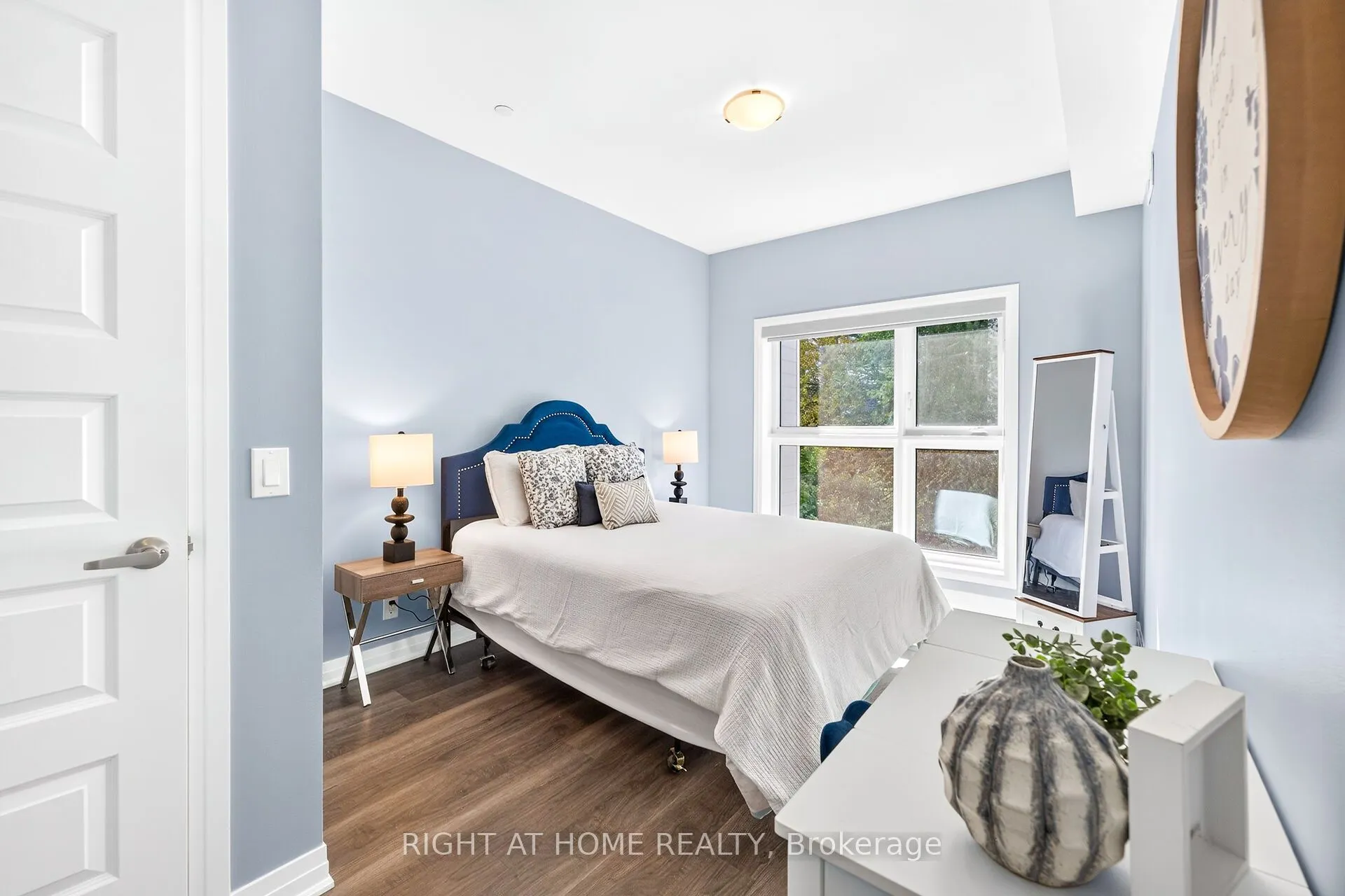 128 Grovewood Common #229