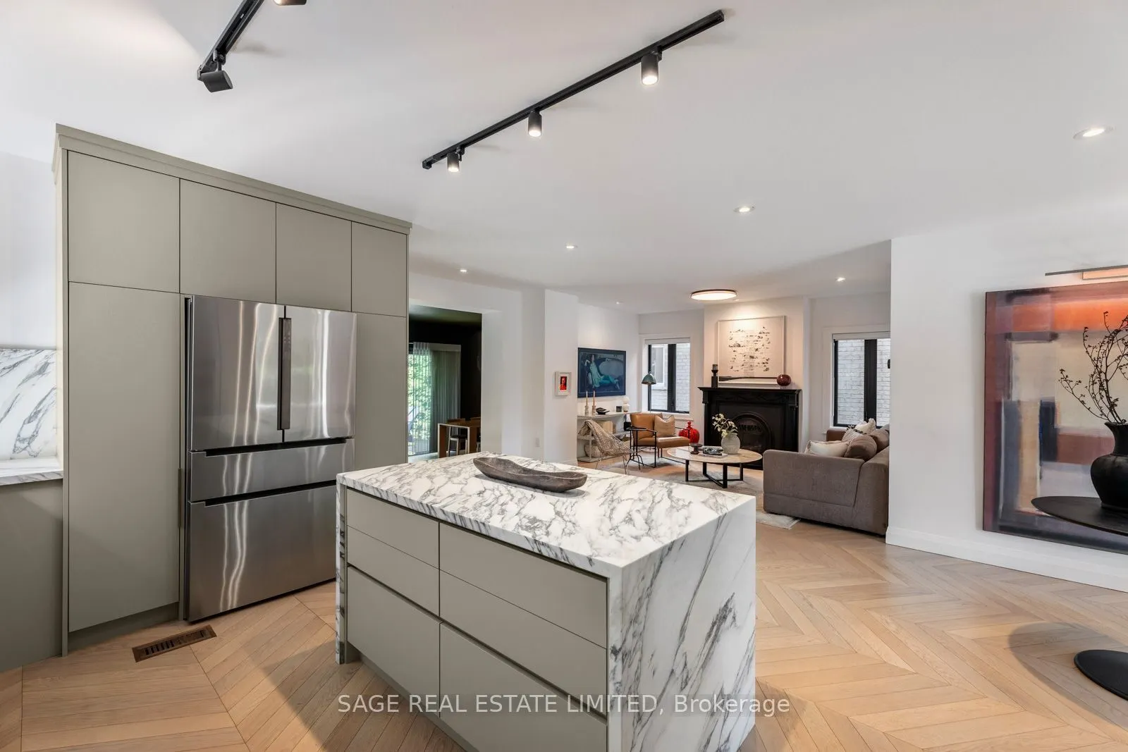 6 Westrose Avenue