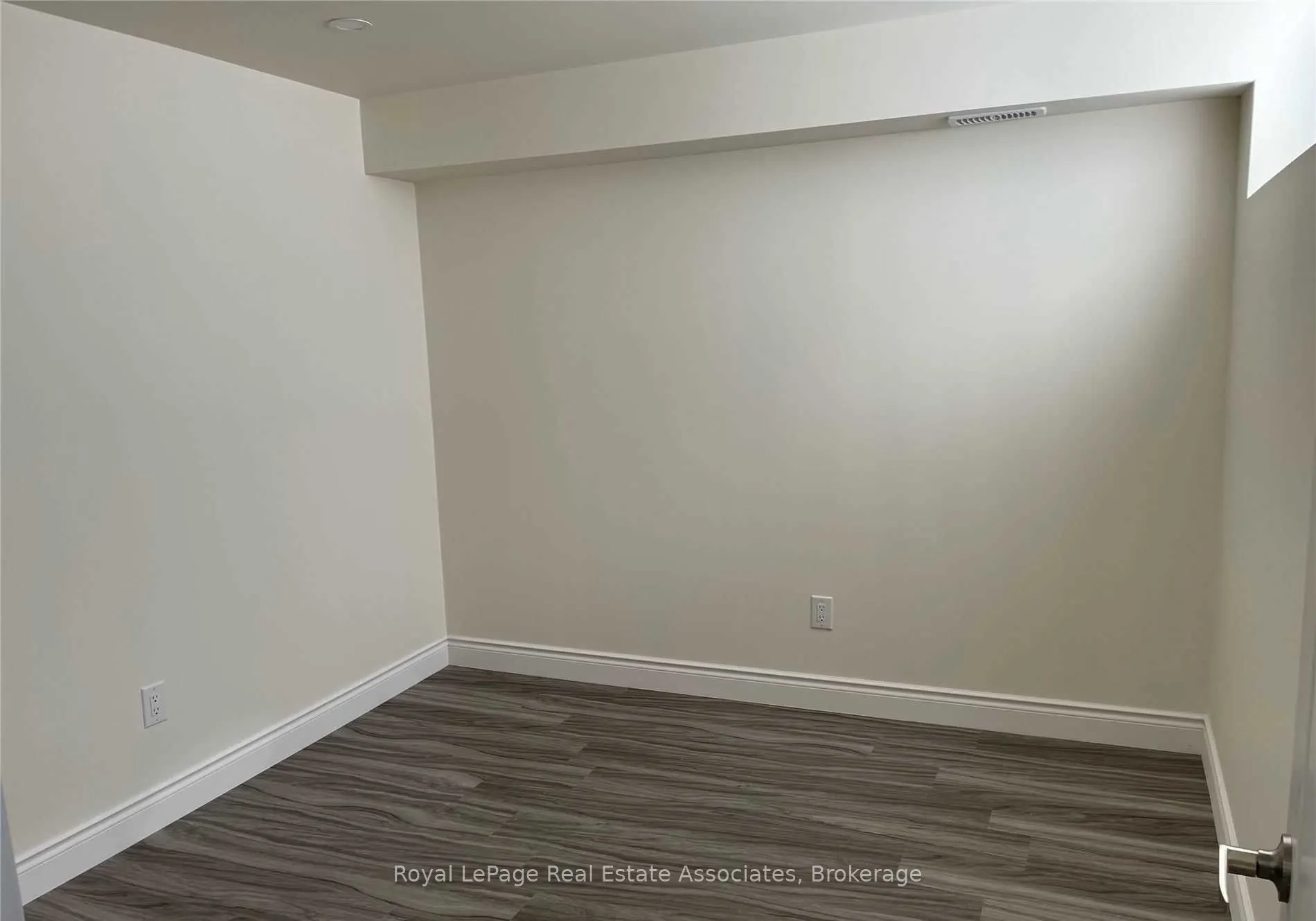 35 Elysian Fields Circle #Bsmt