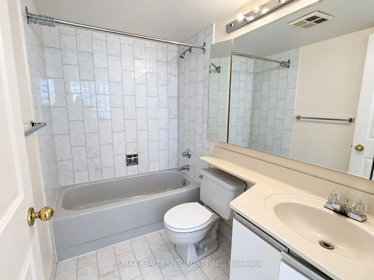 285 Enfield Place #2202