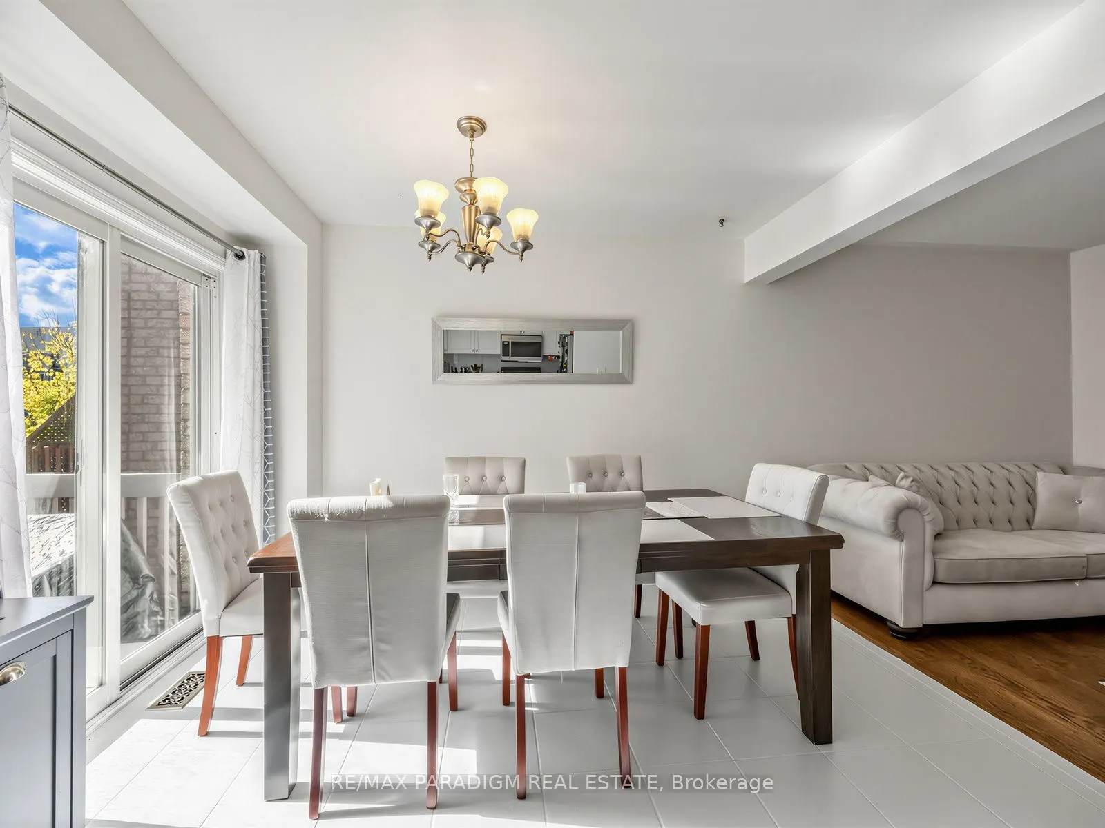 3072 Turbine Crescent