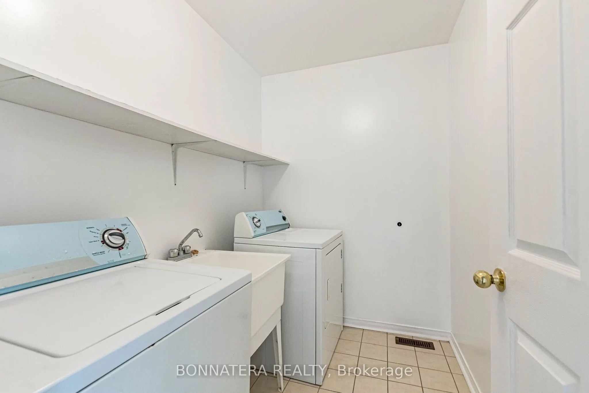 4297 Guildwood Way