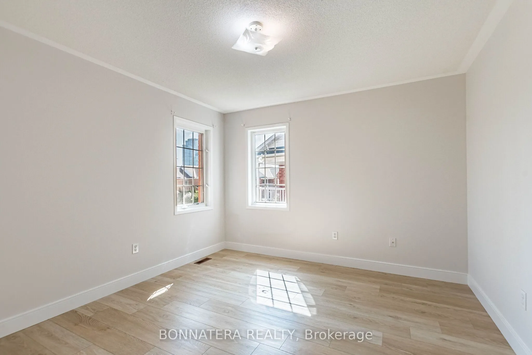 4297 Guildwood Way